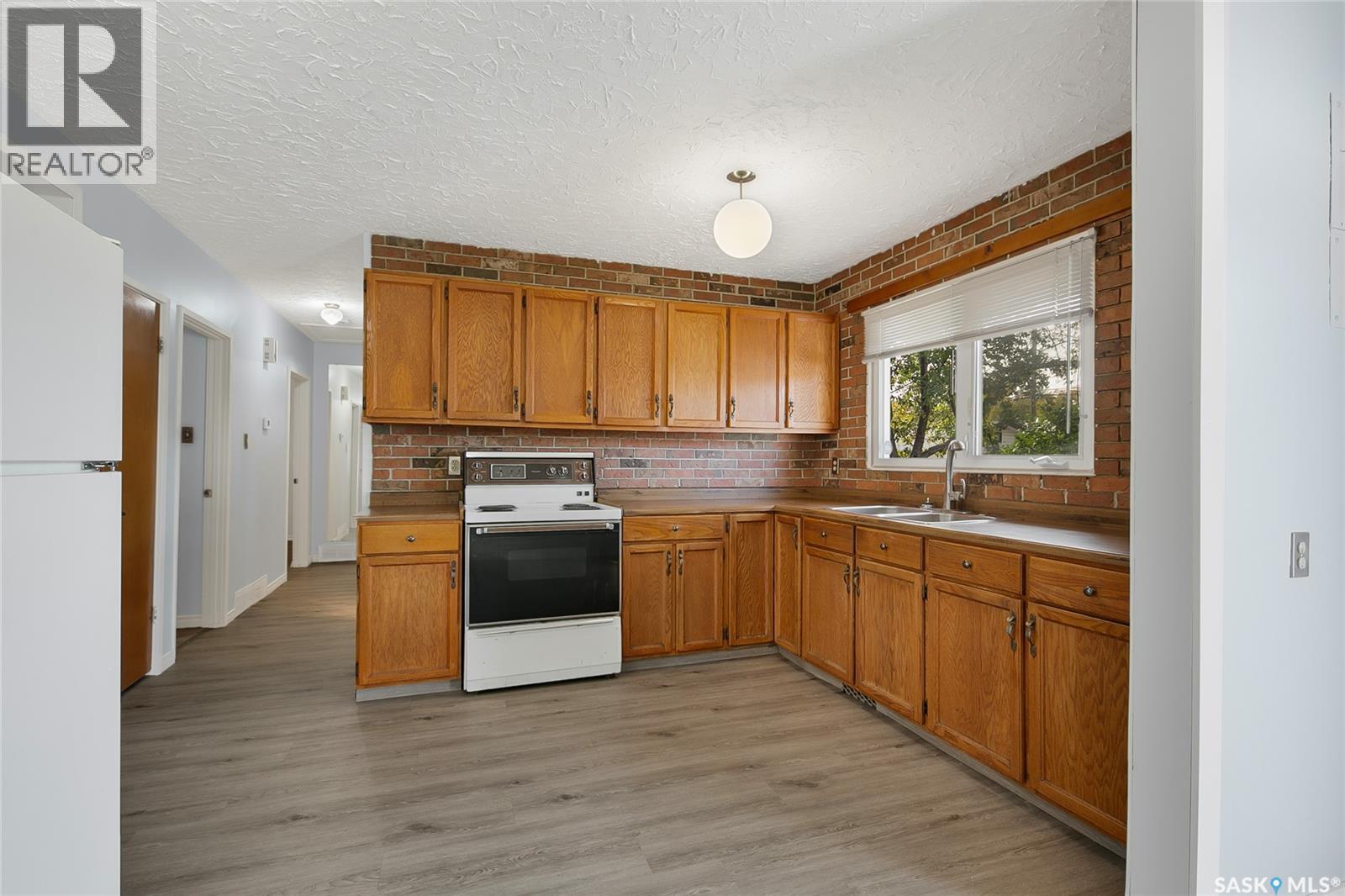 182 Hamilton Street N, Regina, Saskatchewan  S4R 2Y7 - Photo 10 - SK035473
