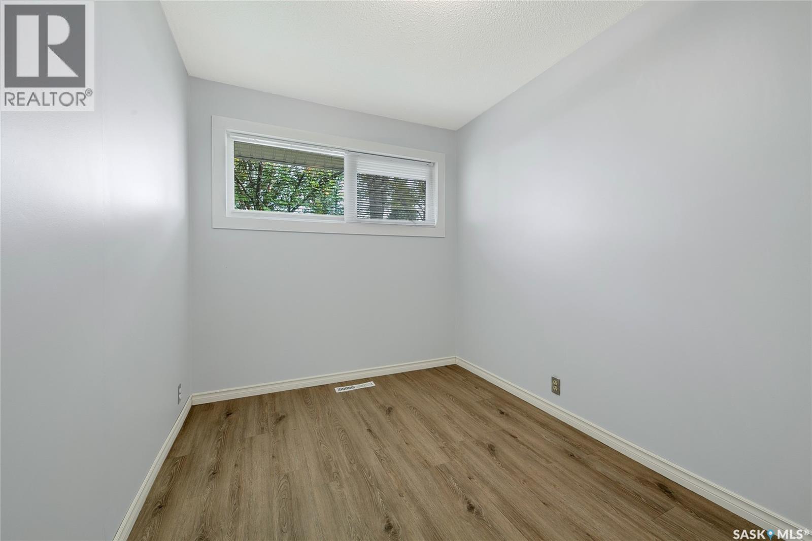 182 Hamilton Street N, Regina, Saskatchewan  S4R 2Y7 - Photo 12 - SK035473