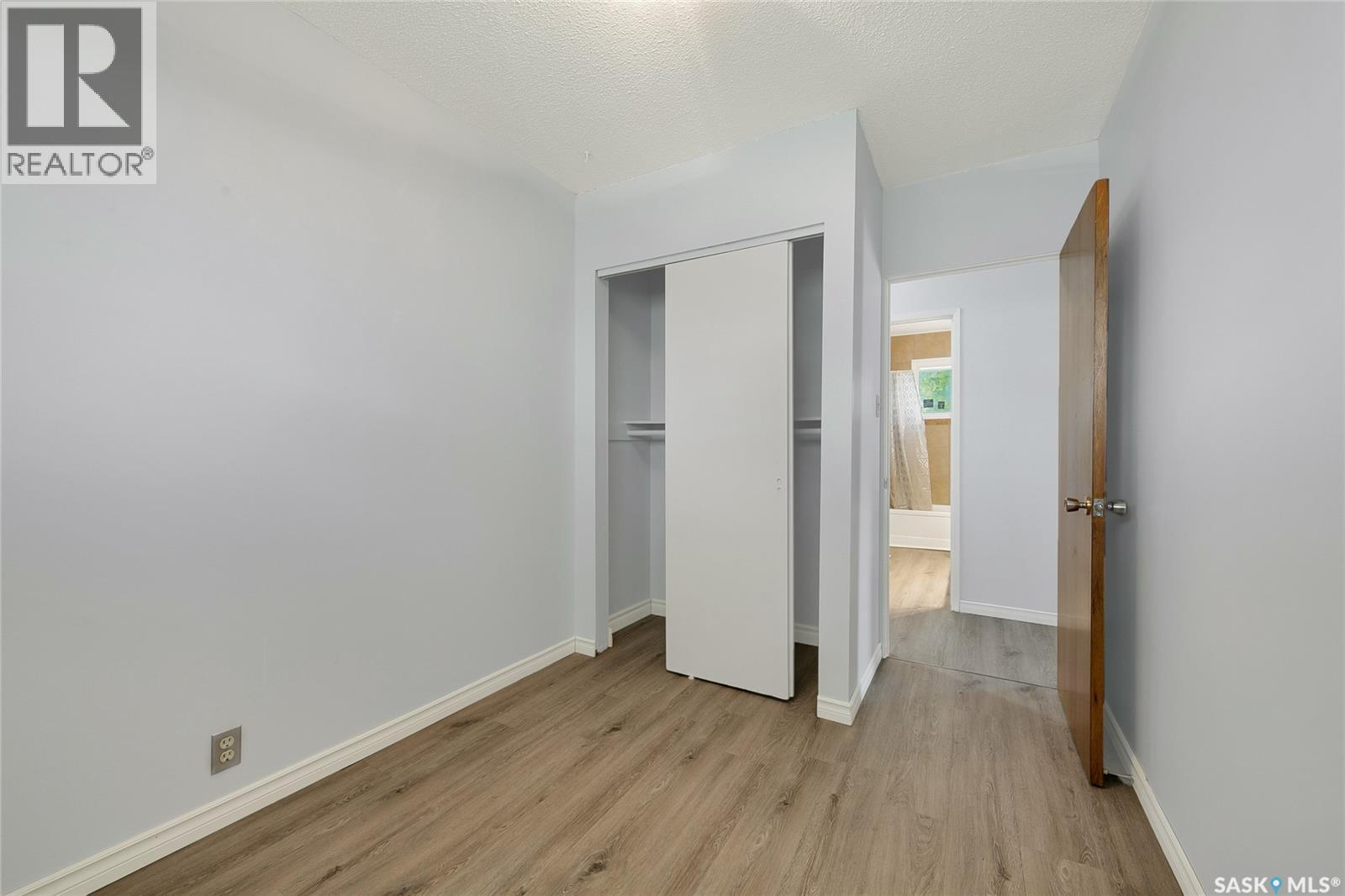 182 Hamilton Street N, Regina, Saskatchewan  S4R 2Y7 - Photo 13 - SK035473