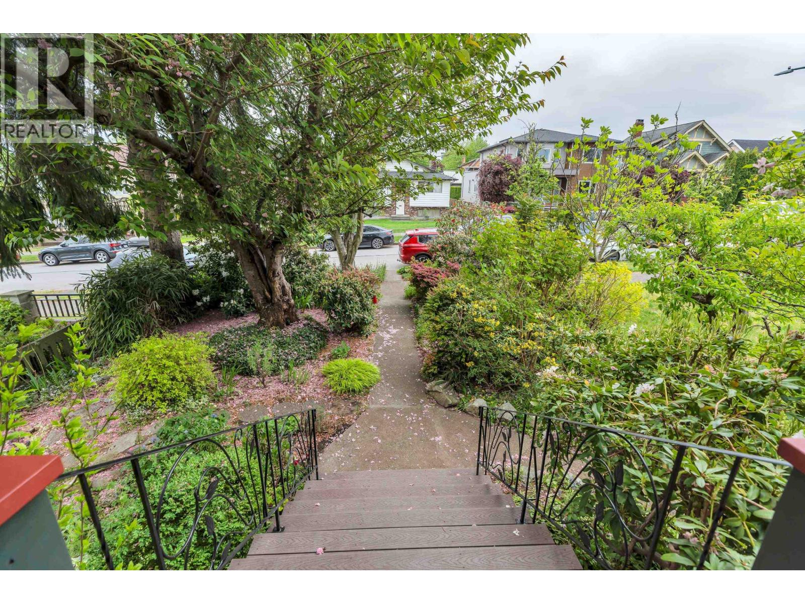 2749 Triumph Street, Vancouver, British Columbia  V5K 1T3 - Photo 39 - R3121471