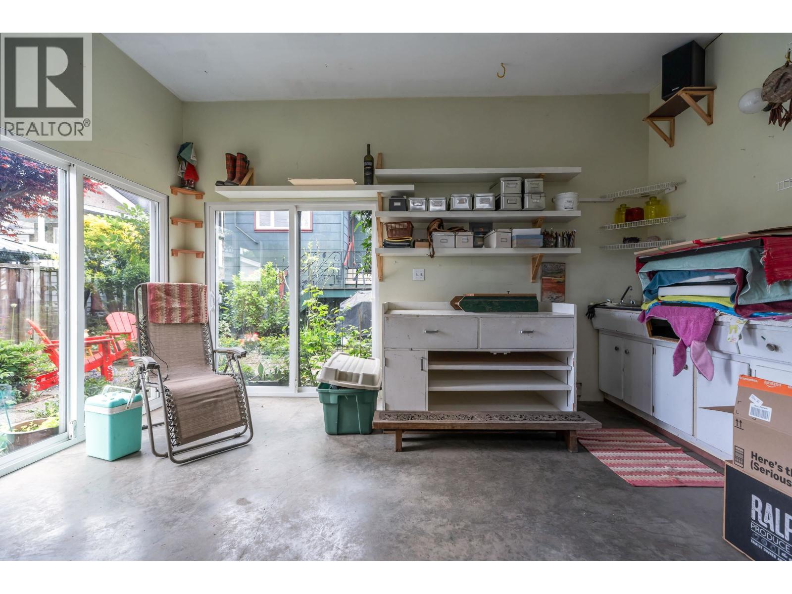 2749 Triumph Street, Vancouver, British Columbia  V5K 1T3 - Photo 36 - R3121471