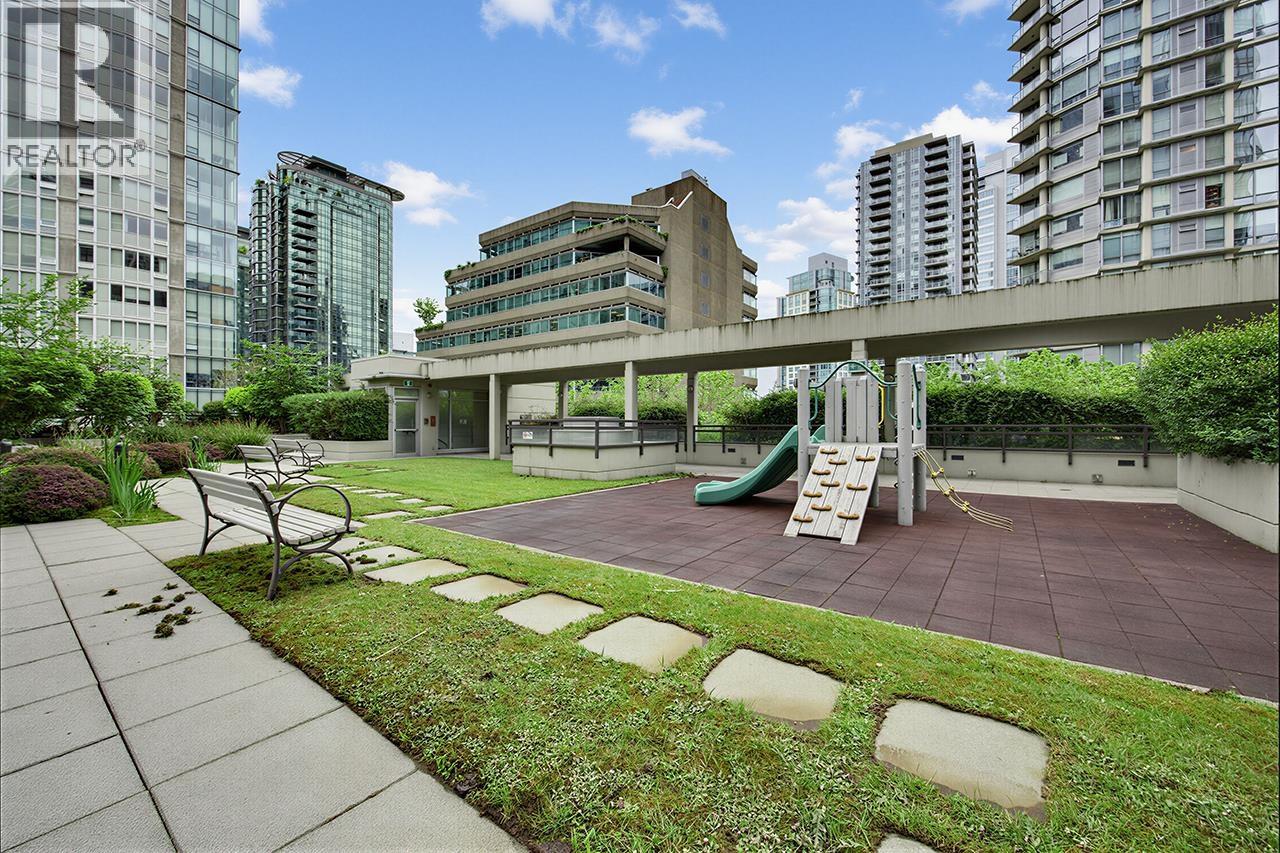 1602 1211 Melville Street, Vancouver, British Columbia  V6E 0A7 - Photo 12 - R3121537
