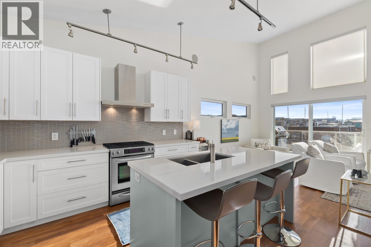 20 415 W Esplanade Avenue, North Vancouver, British Columbia  V7M 1A6 - Photo 4 - R3121539