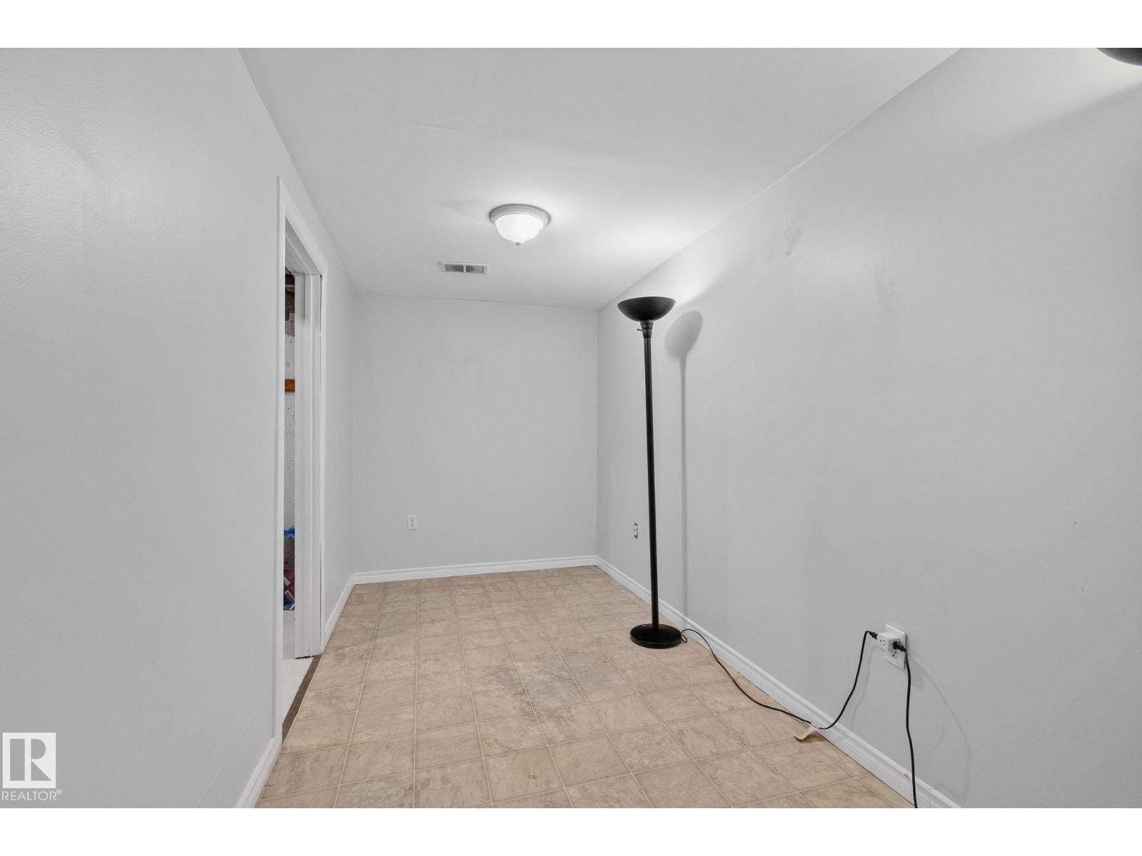 857 Abbottsfield Rd Nw Nw, Edmonton, Alberta  T5W 4R4 - Photo 36 - E4486714