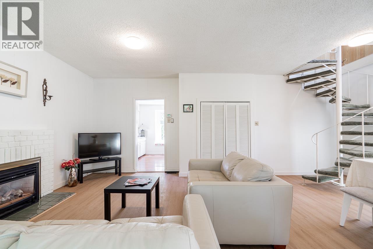 2720 W 24th Avenue, Vancouver, British Columbia  V6L 1R1 - Photo 4 - R3121526