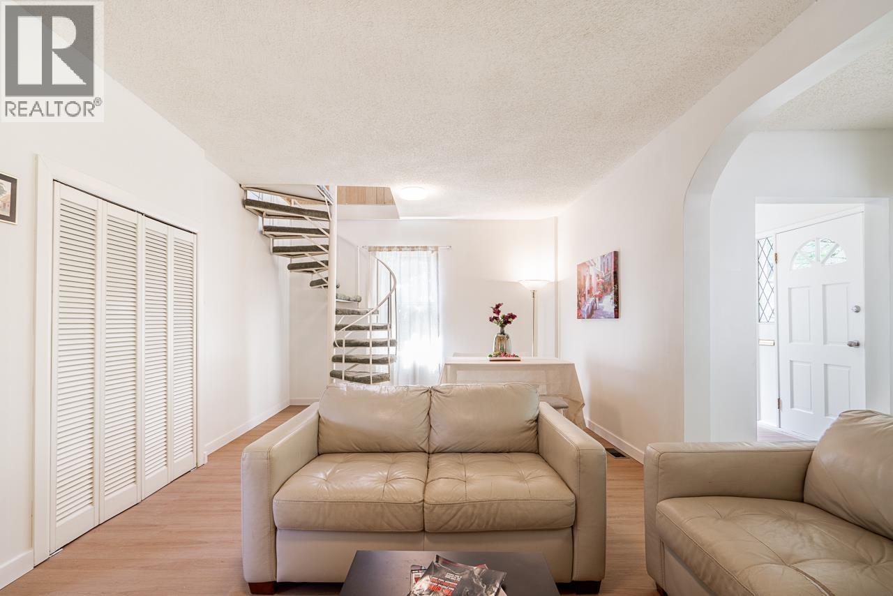 2720 W 24th Avenue, Vancouver, British Columbia  V6L 1R1 - Photo 9 - R3121526