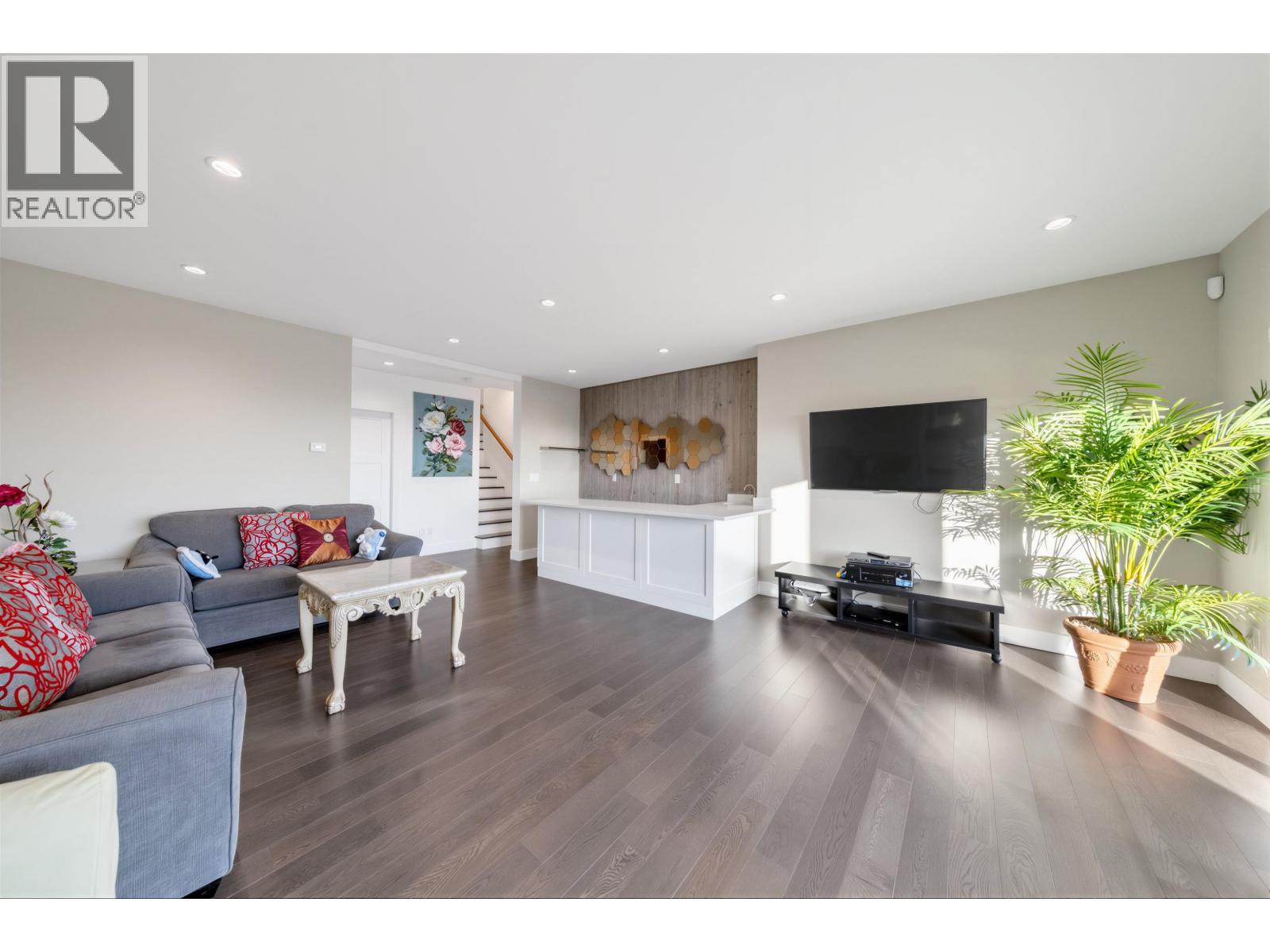 383 Newdale Street, North Vancouver, British Columbia  V7N 3H3 - Photo 18 - R3121546