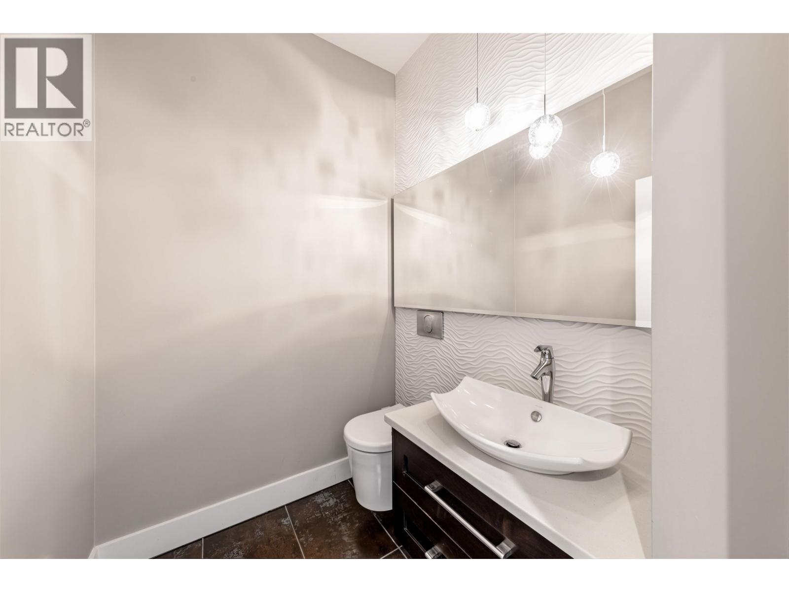 383 Newdale Street, North Vancouver, British Columbia  V7N 3H3 - Photo 28 - R3121546
