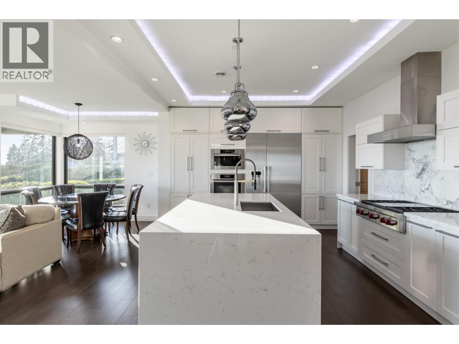 383 Newdale Street, North Vancouver, British Columbia  V7N 3H3 - Photo 6 - R3121546