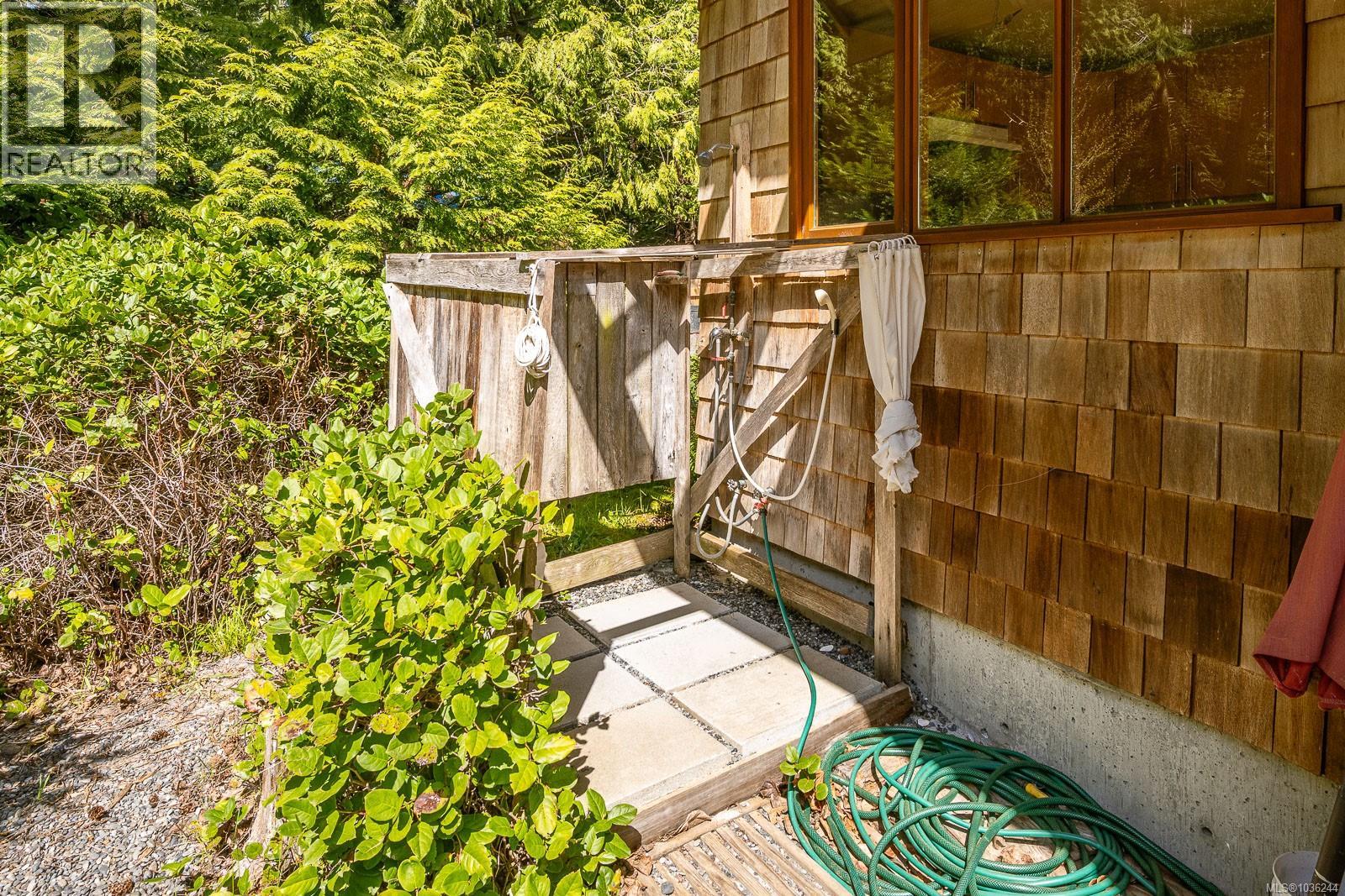 7670 Anderson Dr, Hornby Island, British Columbia  V0R 1Z0 - Photo 32 - 1036244
