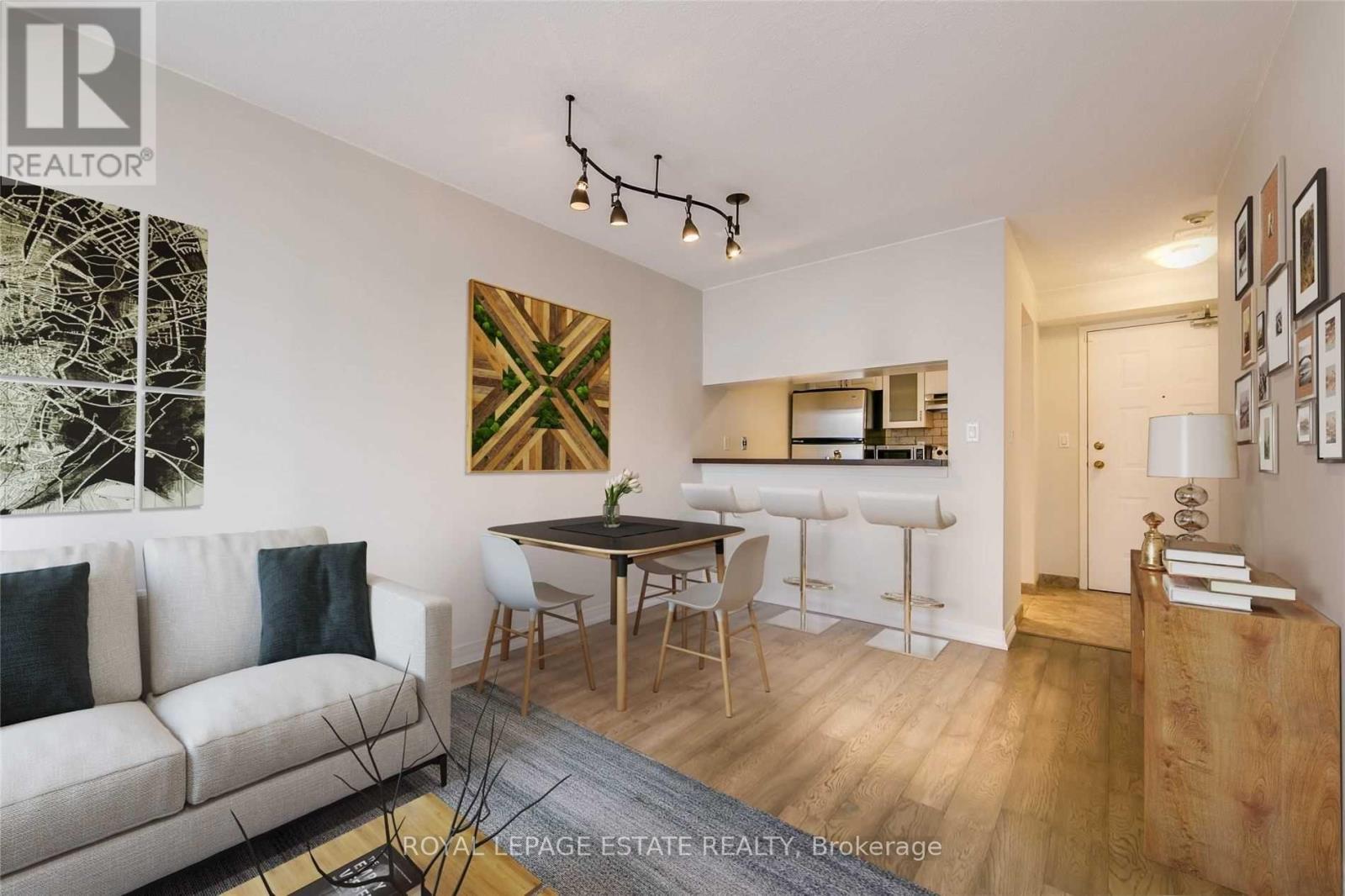 606 - 222 The Esplanade, Toronto, Ontario  M5A 4M8 - Photo 10 - C13105696