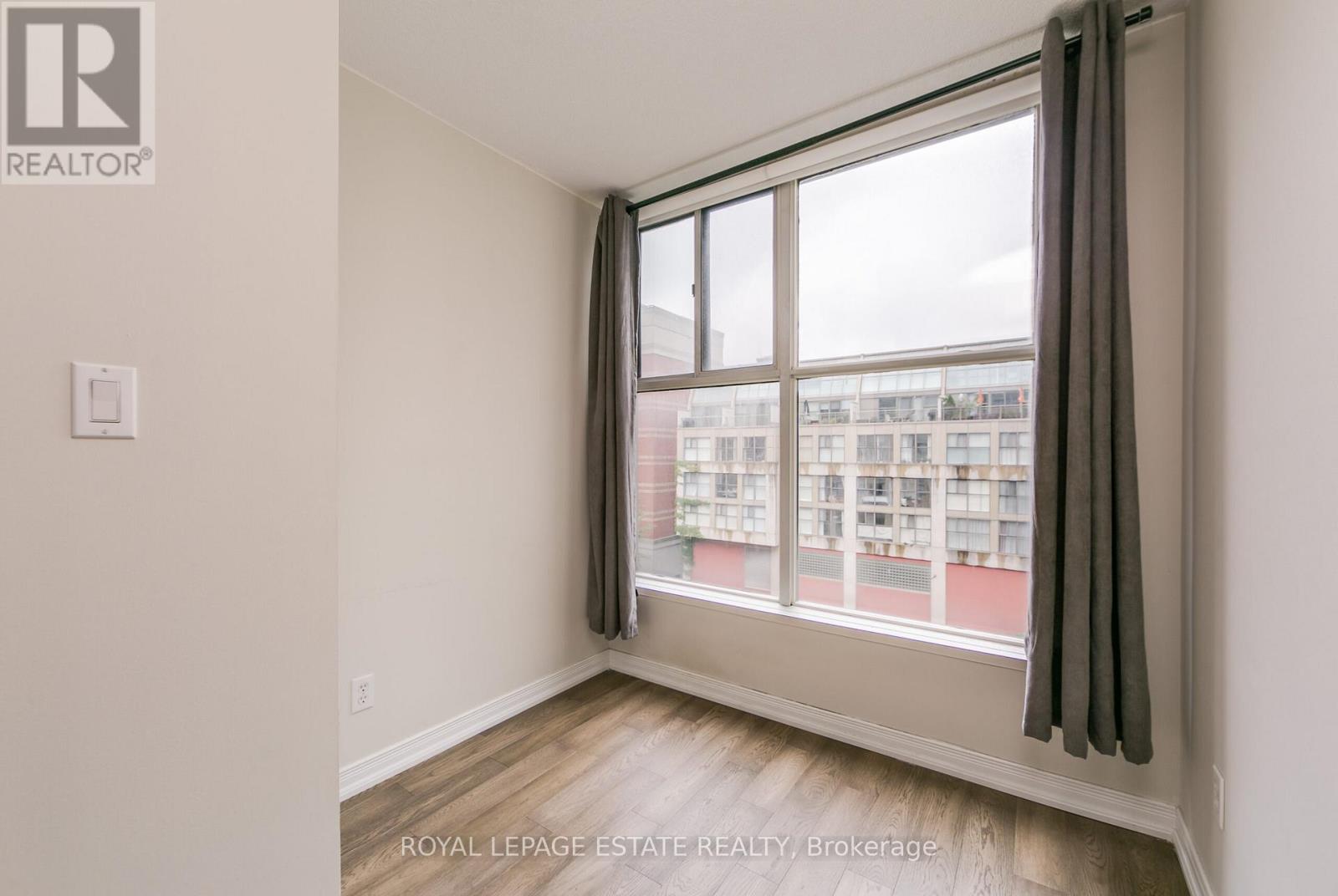 606 - 222 The Esplanade, Toronto, Ontario  M5A 4M8 - Photo 12 - C13105696