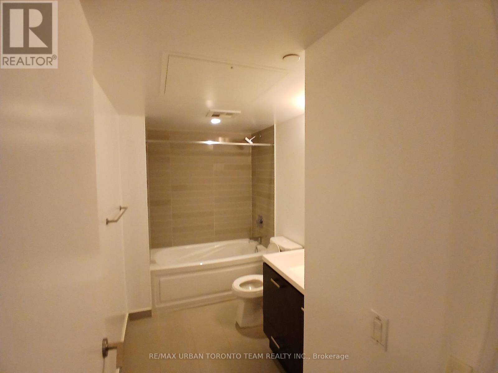 1217 - 87 Peter Street, Toronto, Ontario  M5V 0P1 - Photo 11 - C13105698
