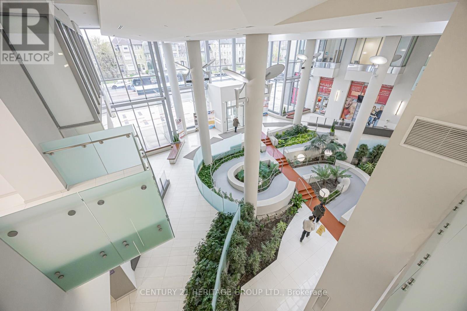1002 - 9090 Yonge Street, Richmond Hill (South Richvale), Ontario  L4C 6Z9 - Photo 15 - N13105684