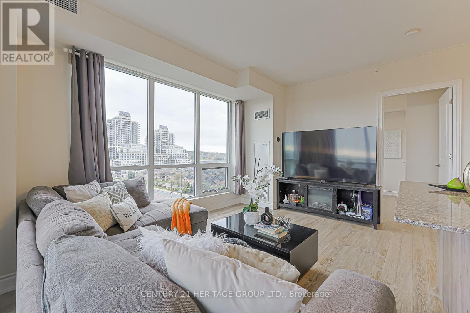 1002 - 9090 Yonge Street, Richmond Hill (South Richvale), Ontario  L4C 6Z9 - Photo 6 - N13105684