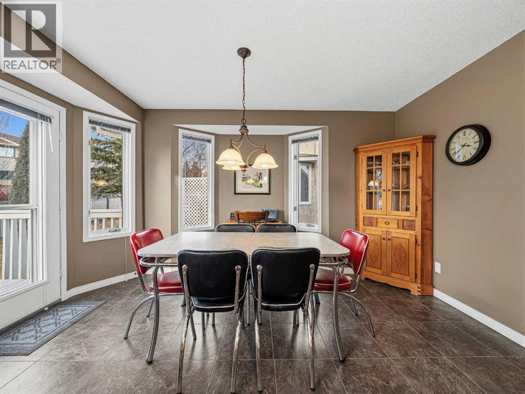301 Arbour Cliff Close NW, Calgary, Alberta  T3G 3W8 - Photo 9 - A2284425