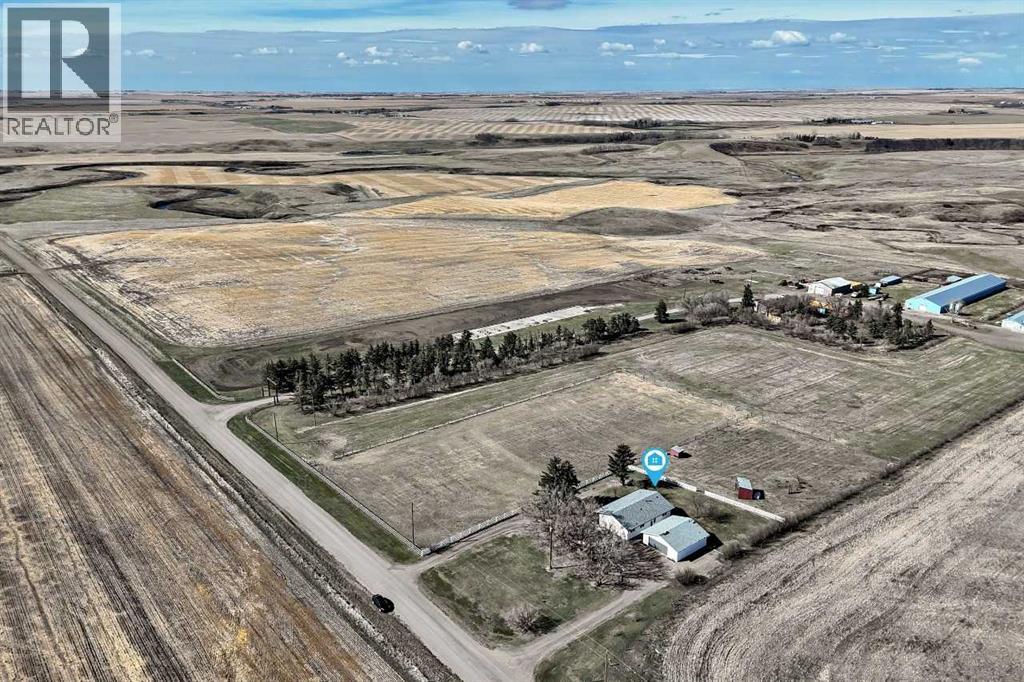 302064 Range Road, Linden, Alberta  T0M 1J0 - Photo 1 - A2309626