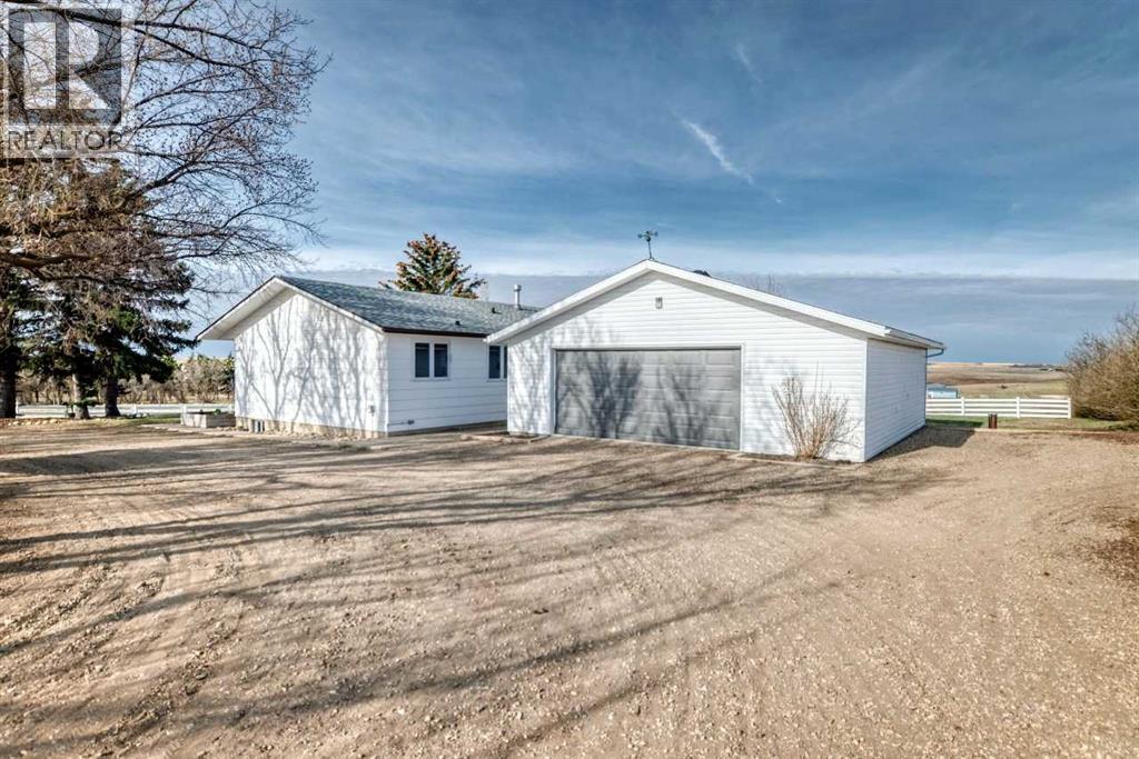 302064 Range Road, Linden, Alberta  T0M 1J0 - Photo 33 - A2309626