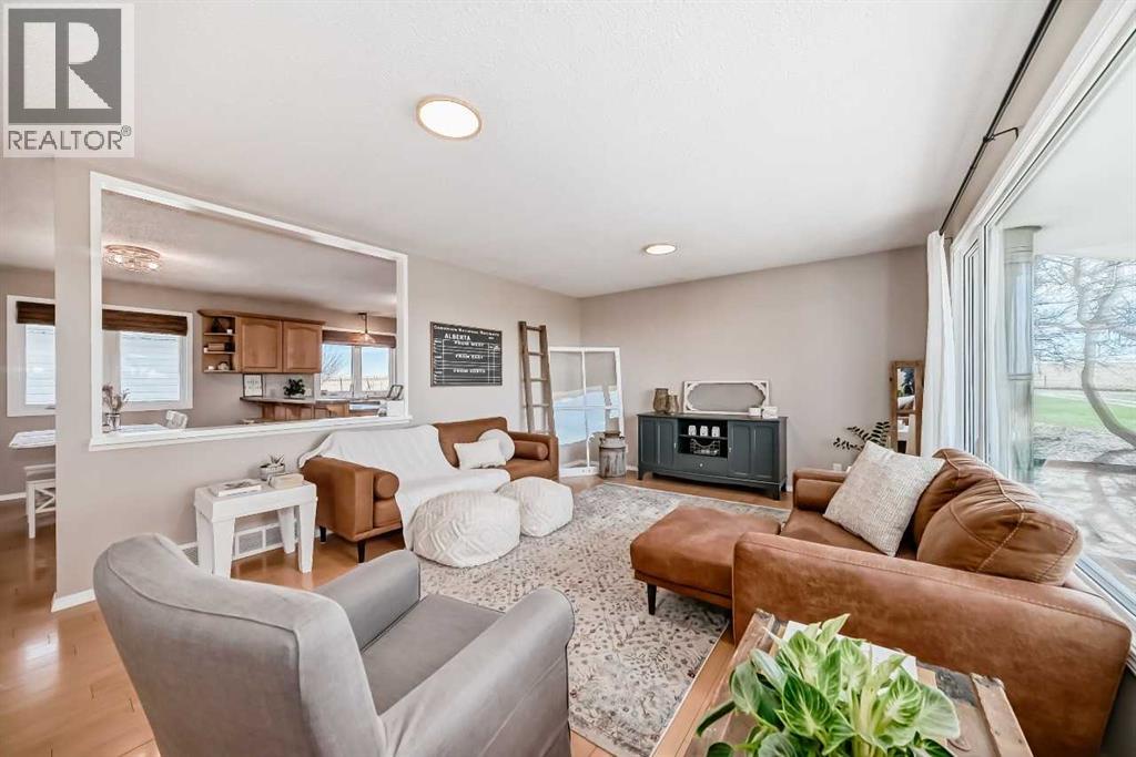302064 Range Road, Linden, Alberta  T0M 1J0 - Photo 5 - A2309626