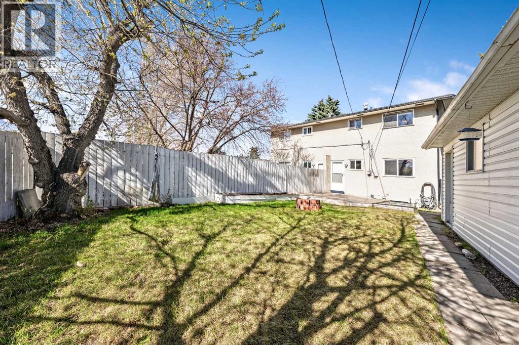 120 Pennsburg Way SE, Calgary, Alberta  T2A 2J5 - Photo 31 - A2308666