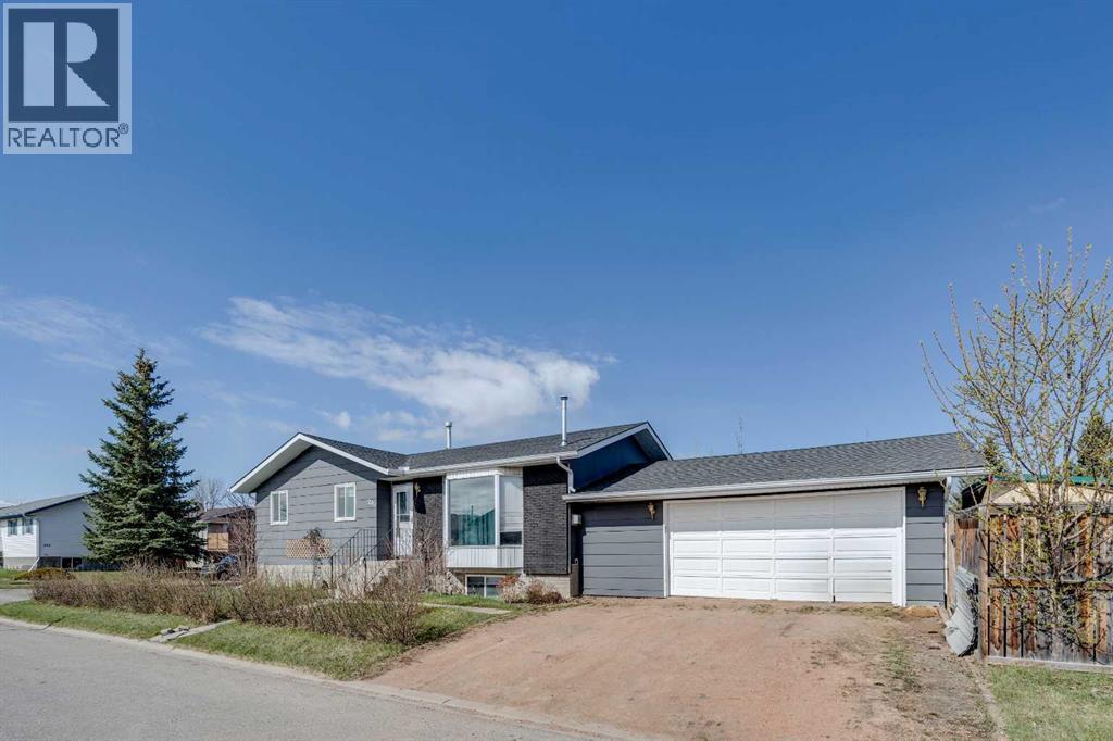 201 Southridge Place, Didsbury, Alberta  T0M 0W0 - Photo 1 - A2307093