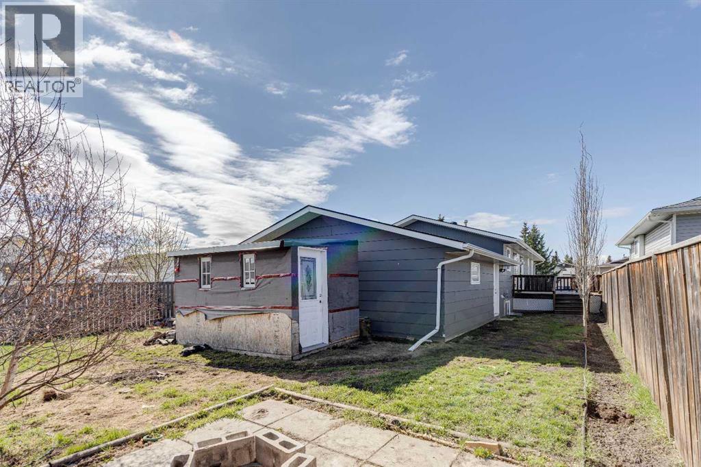 201 Southridge Place, Didsbury, Alberta  T0M 0W0 - Photo 9 - A2307093