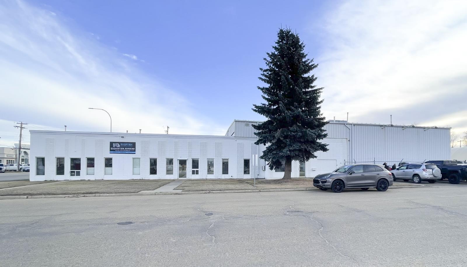 4703-4704  48 St, Redwater, Alberta  T0A 3A3 - Photo 1 - 44844513