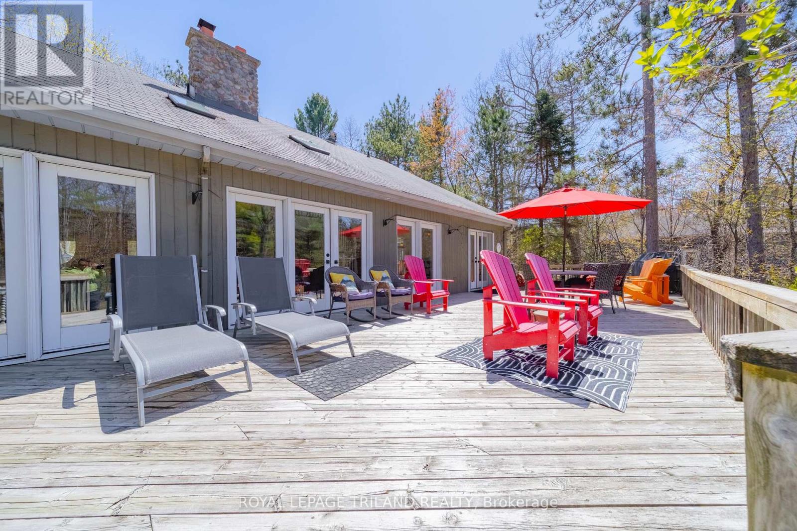 10441 Pinetree Drive, Lambton Shores, Ontario  N0M 1T0 - Photo 11 - X13105788