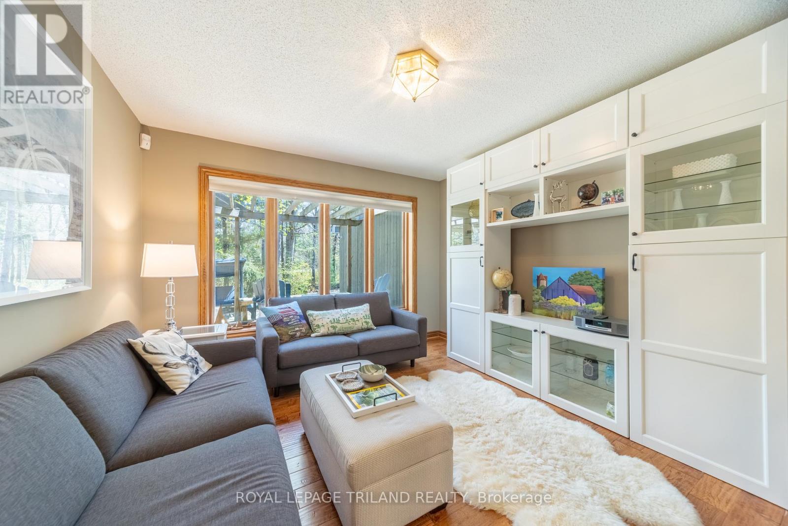 10441 Pinetree Drive, Lambton Shores, Ontario  N0M 1T0 - Photo 24 - X13105788