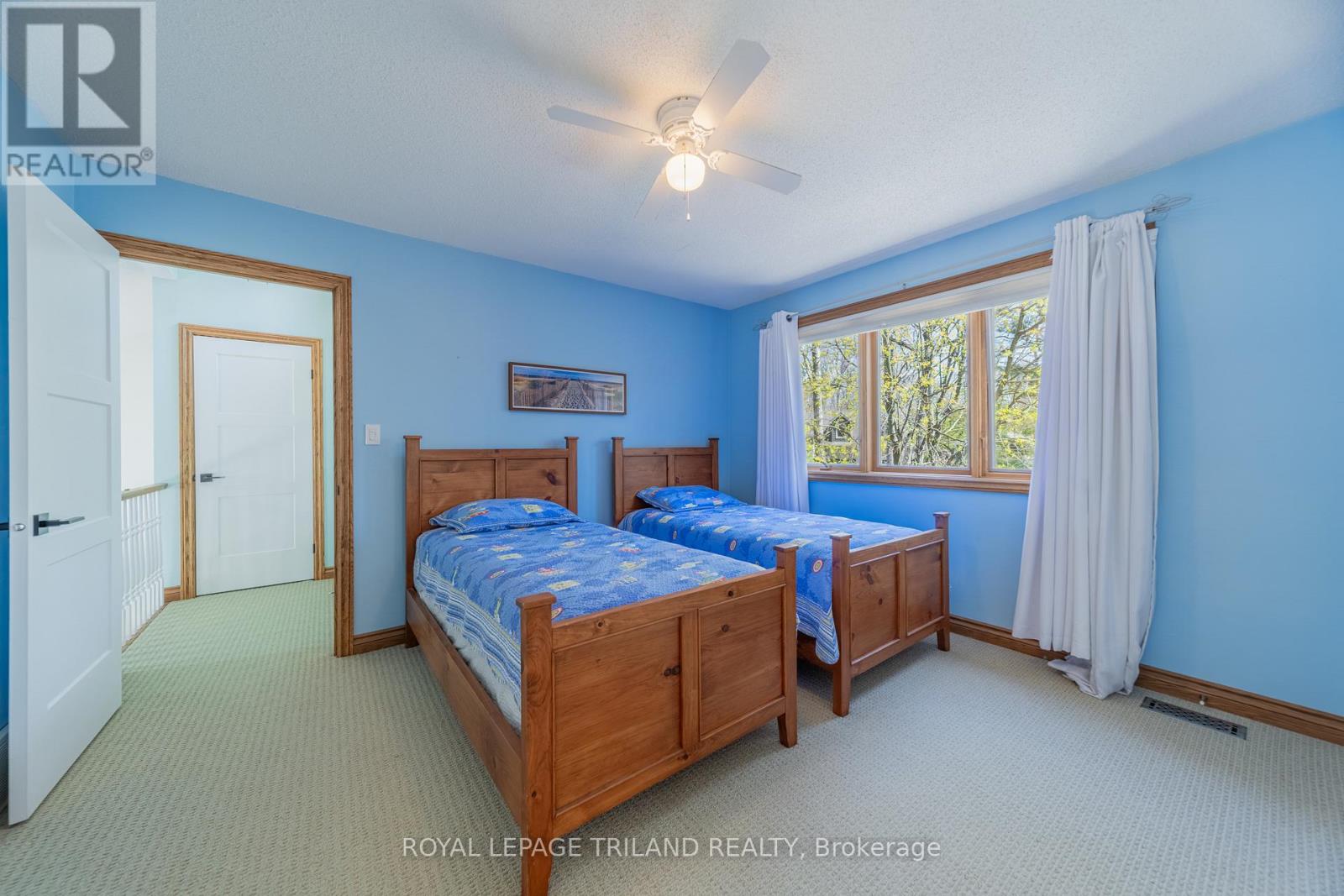 10441 Pinetree Drive, Lambton Shores, Ontario  N0M 1T0 - Photo 34 - X13105788