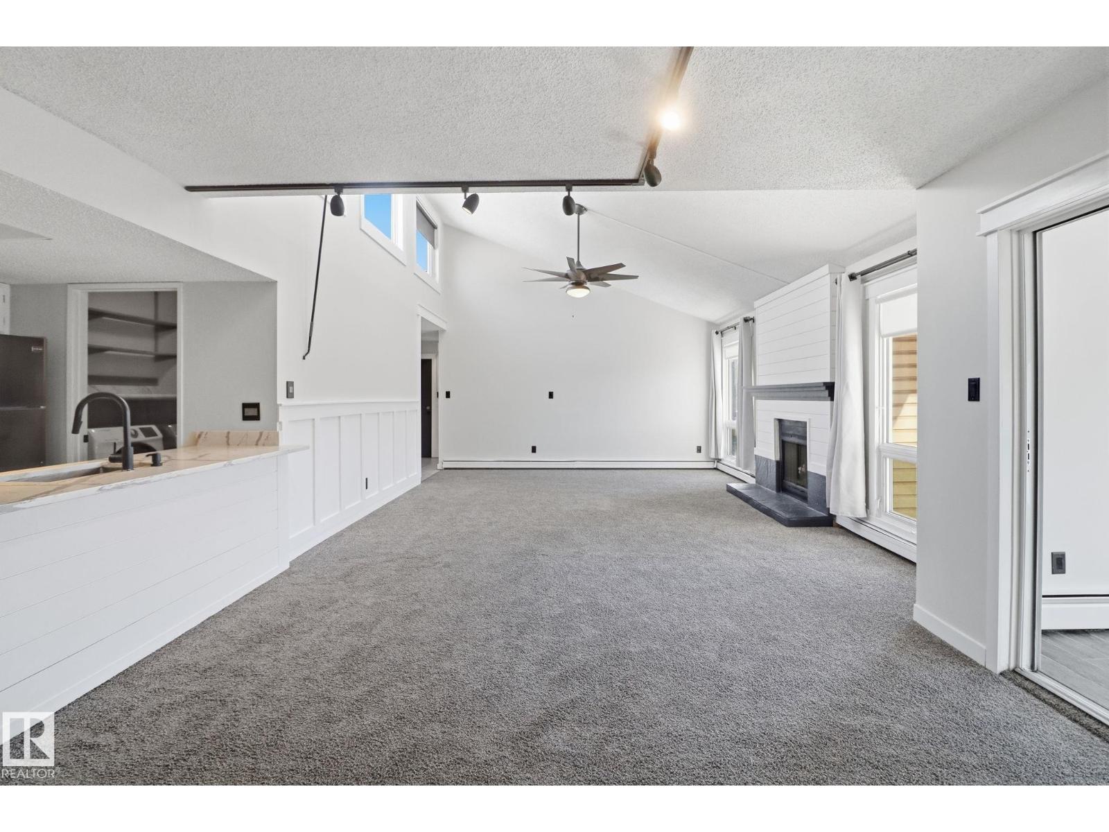 #44 10172 118 St Nw, Edmonton, Alberta  T5K 1Y4 - Photo 16 - E4474451