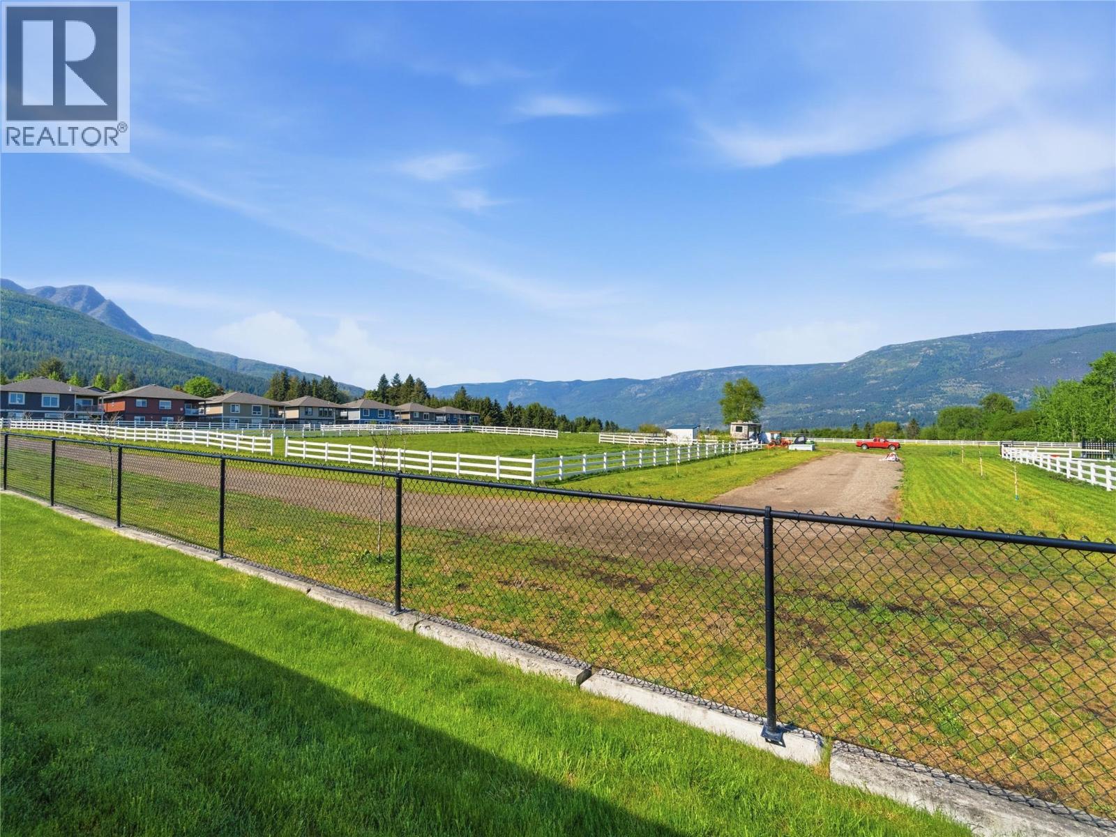 1611 10 Street Sw Unit# 9, Salmon Arm, British Columbia  V1E 0C8 - Photo 4 - 10386757
