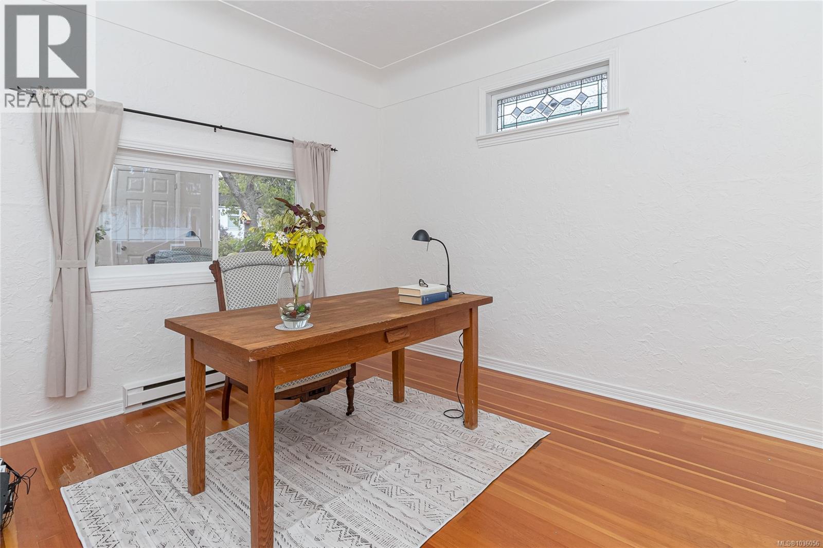 1730 Haultain St, Victoria, British Columbia  V8R 2L2 - Photo 42 - 1036056