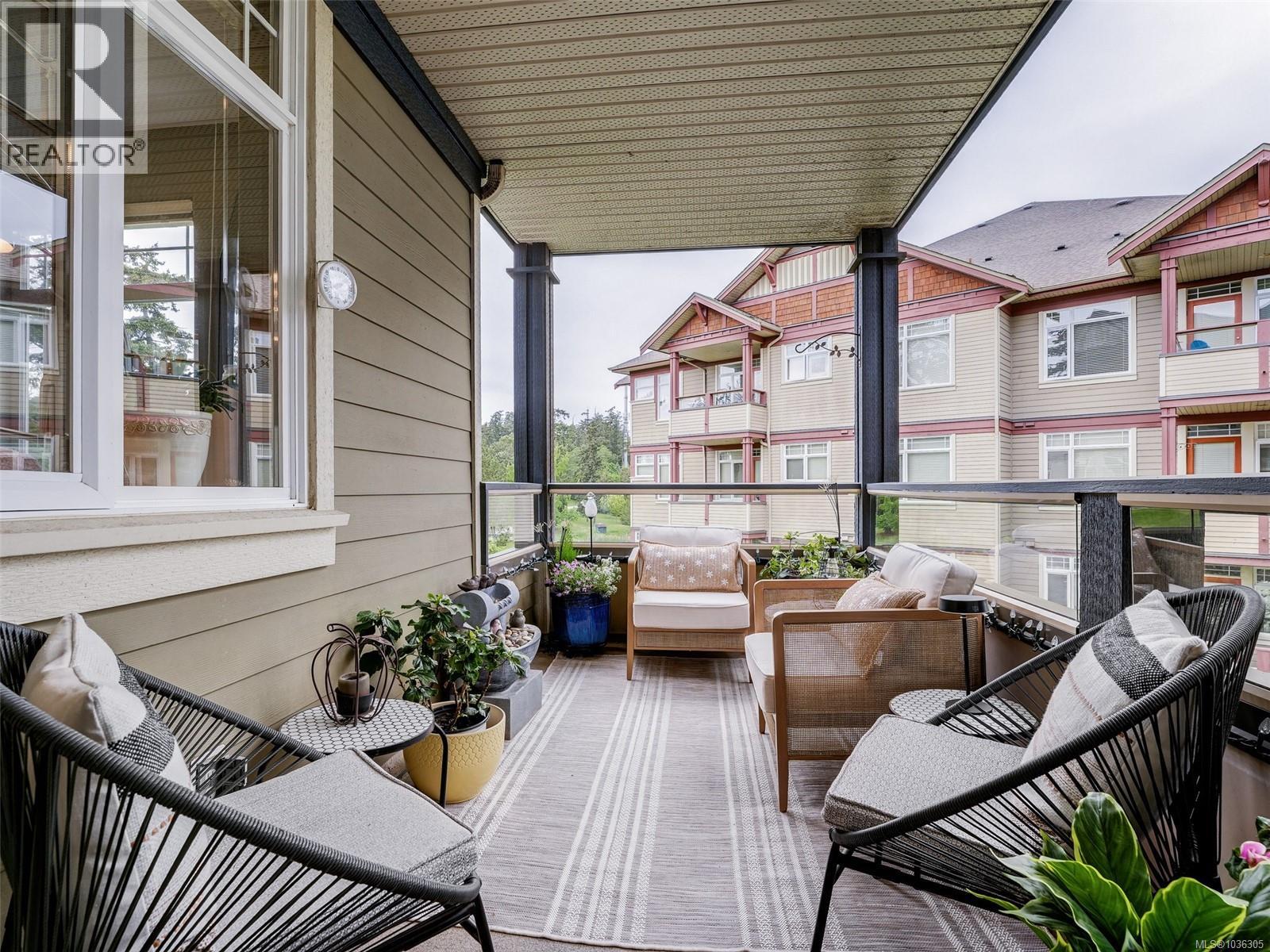 306d 1115 Craigflower Rd, Esquimalt, British Columbia  V9A 7R1 - Photo 18 - 1036305