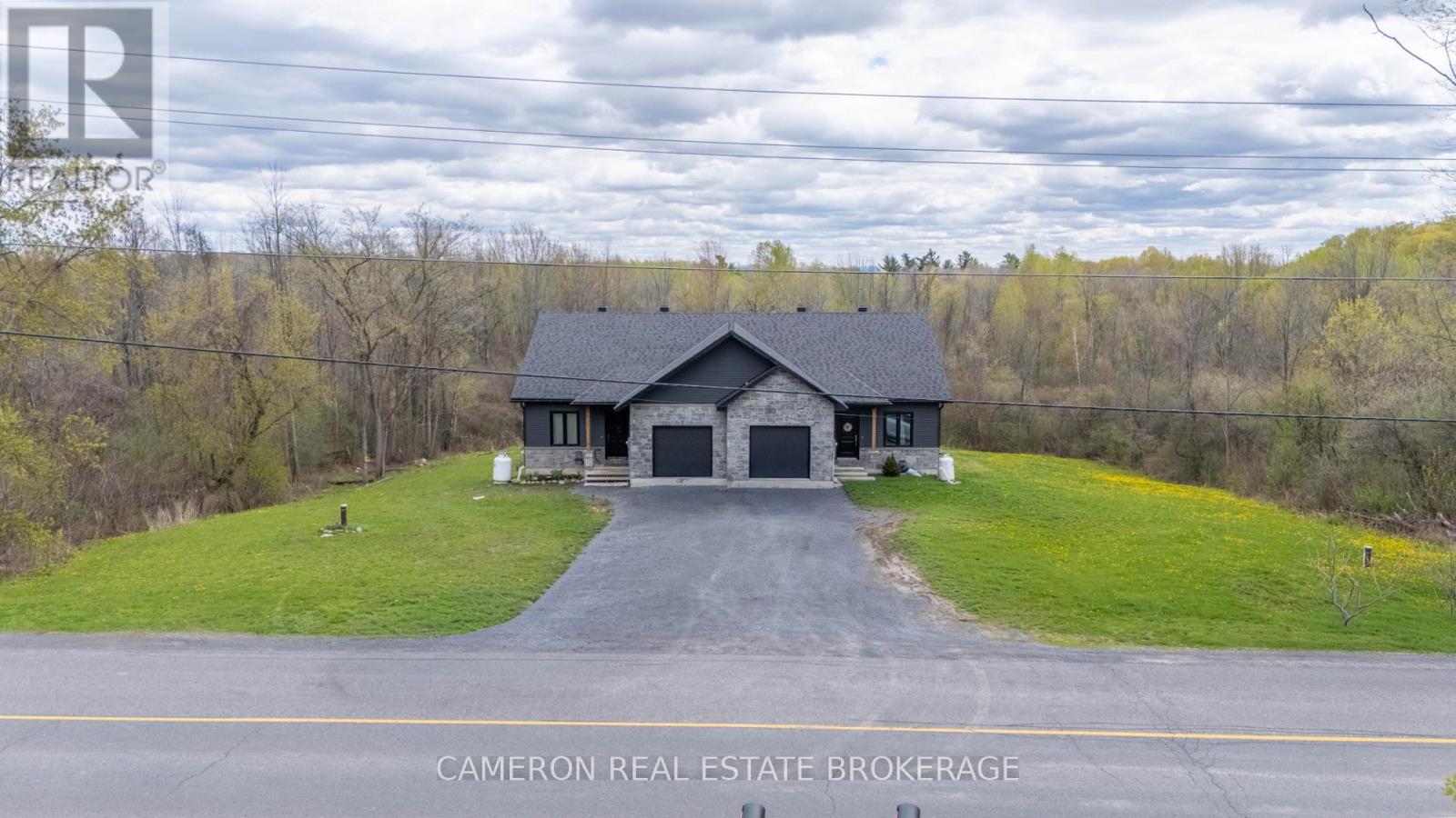 18676 A-B PARAGON ROAD, South Glengarry, Ontario