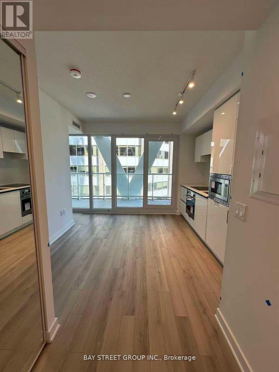 1329 - 230 Simcoe Street, Toronto, Ontario  M5T 1T4 - Photo 5 - C13105824