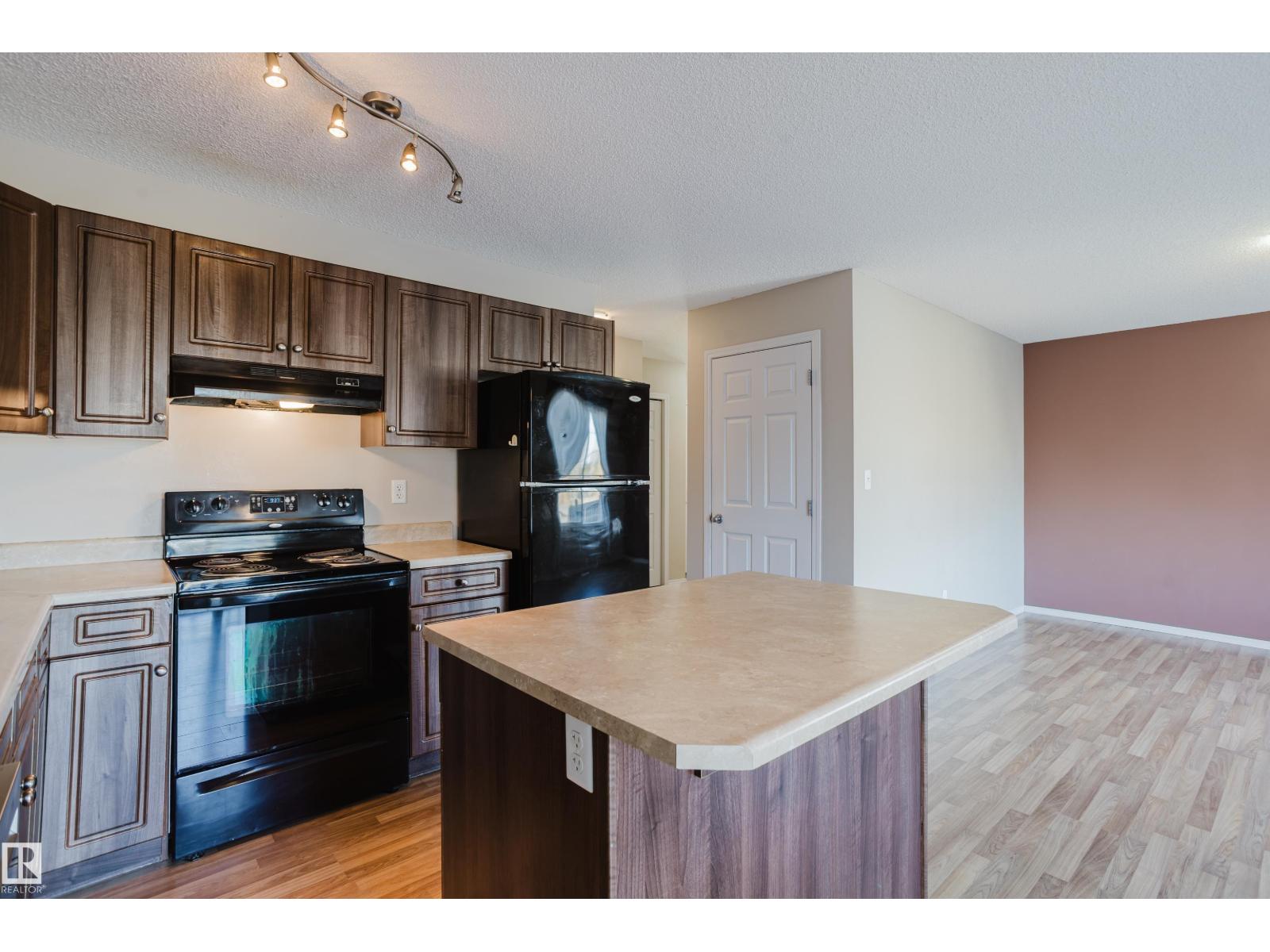 1666 Melrose Pl Sw, Edmonton, Alberta  T6W 1X6 - Photo 2 - E4486721