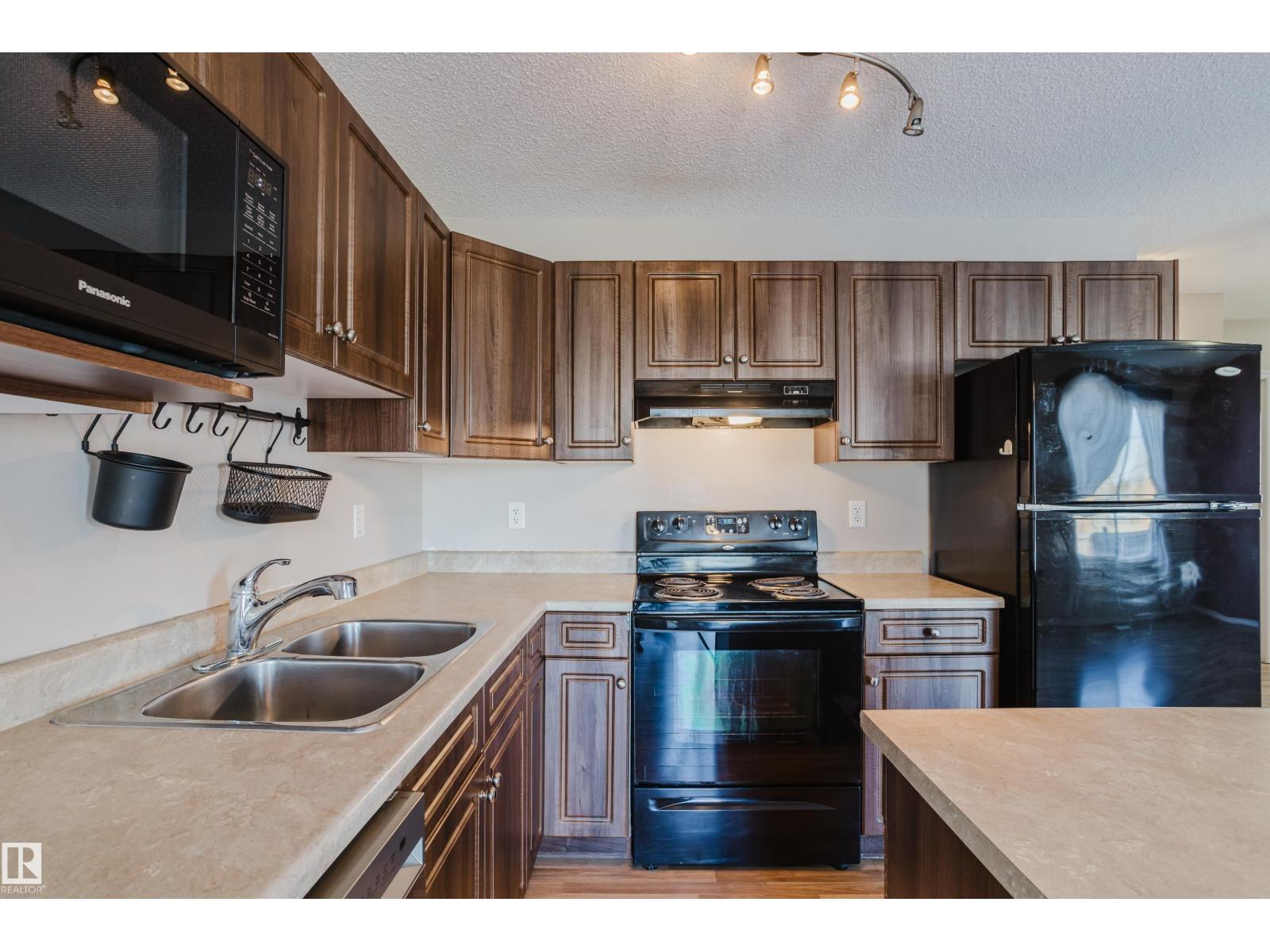 1666 Melrose Pl Sw, Edmonton, Alberta  T6W 1X6 - Photo 3 - E4486721