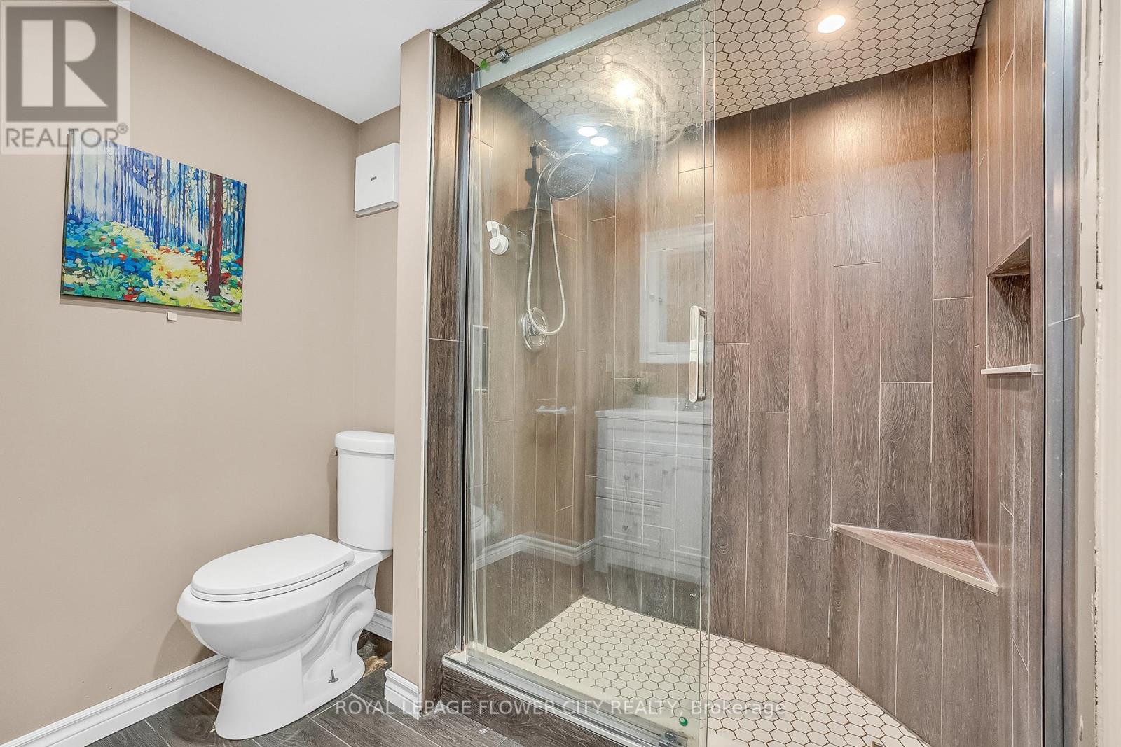 611 Harriet Street, Whitby (Downtown Whitby), Ontario  L1N 1L4 - Photo 42 - E13105748