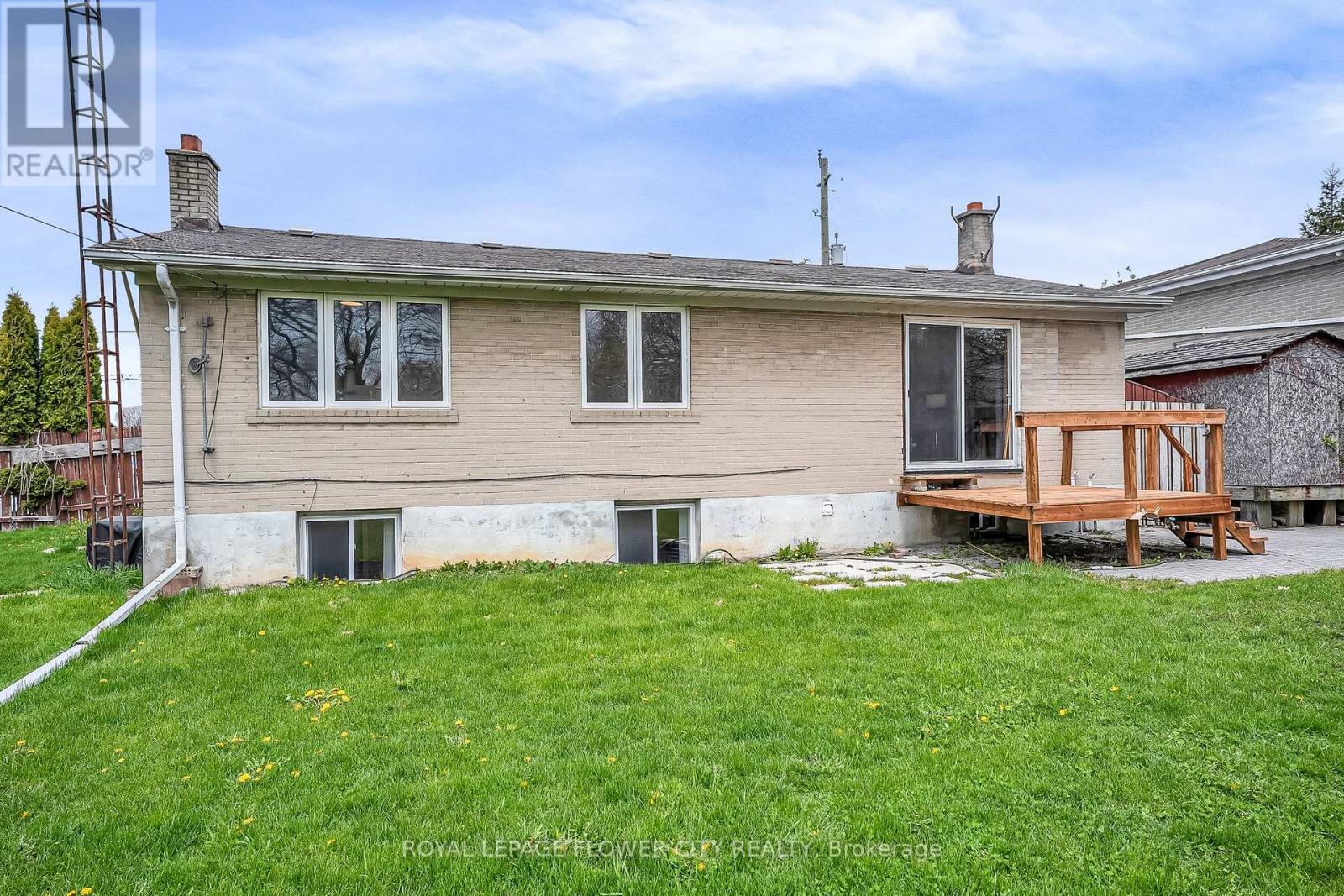 611 Harriet Street, Whitby (Downtown Whitby), Ontario  L1N 1L4 - Photo 49 - E13105748