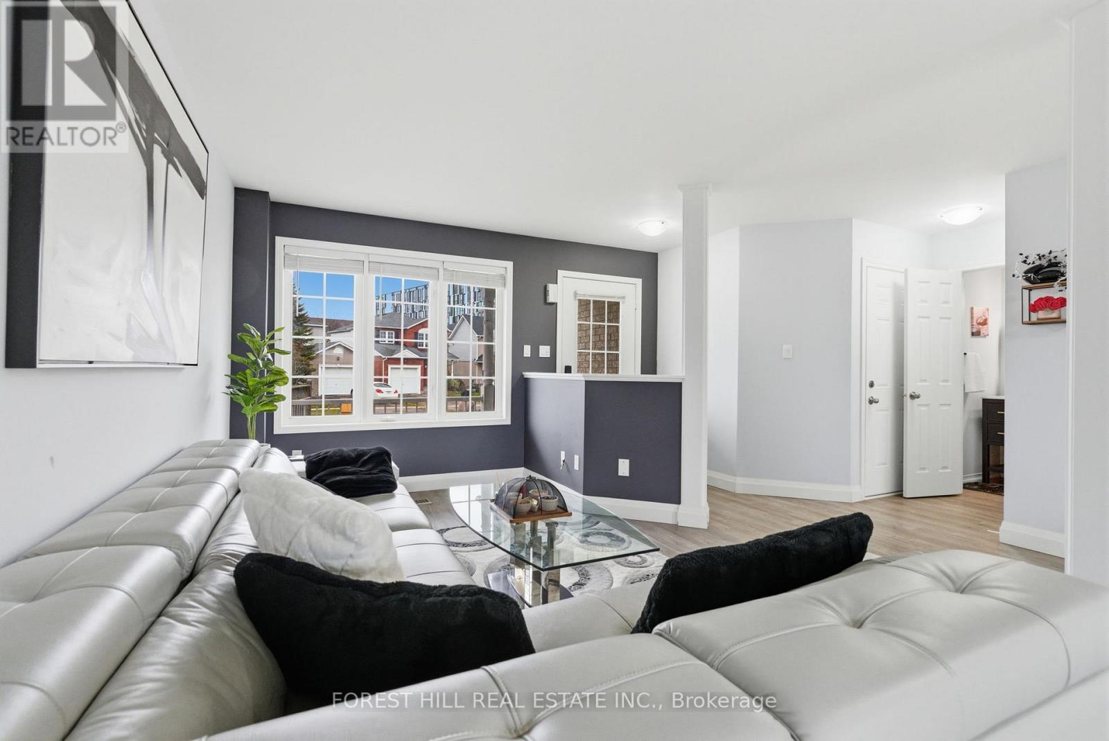 1842 Dalhousie Crescent, Oshawa, Ontario  L1G 8C5 - Photo 4 - E13105750