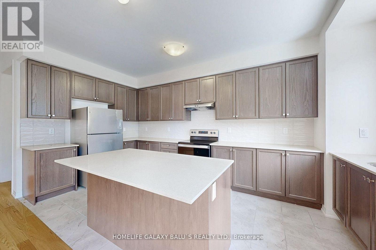 2943 Nakina Street, Pickering, Ontario  L1X 0P7 - Photo 8 - E13105816