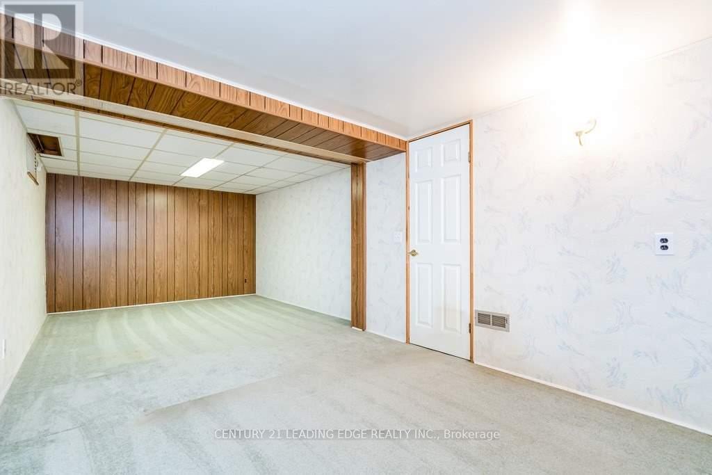 Bsmt - 17 Caddy Drive, Toronto, Ontario  M1G 2E9 - Photo 5 - E13105846