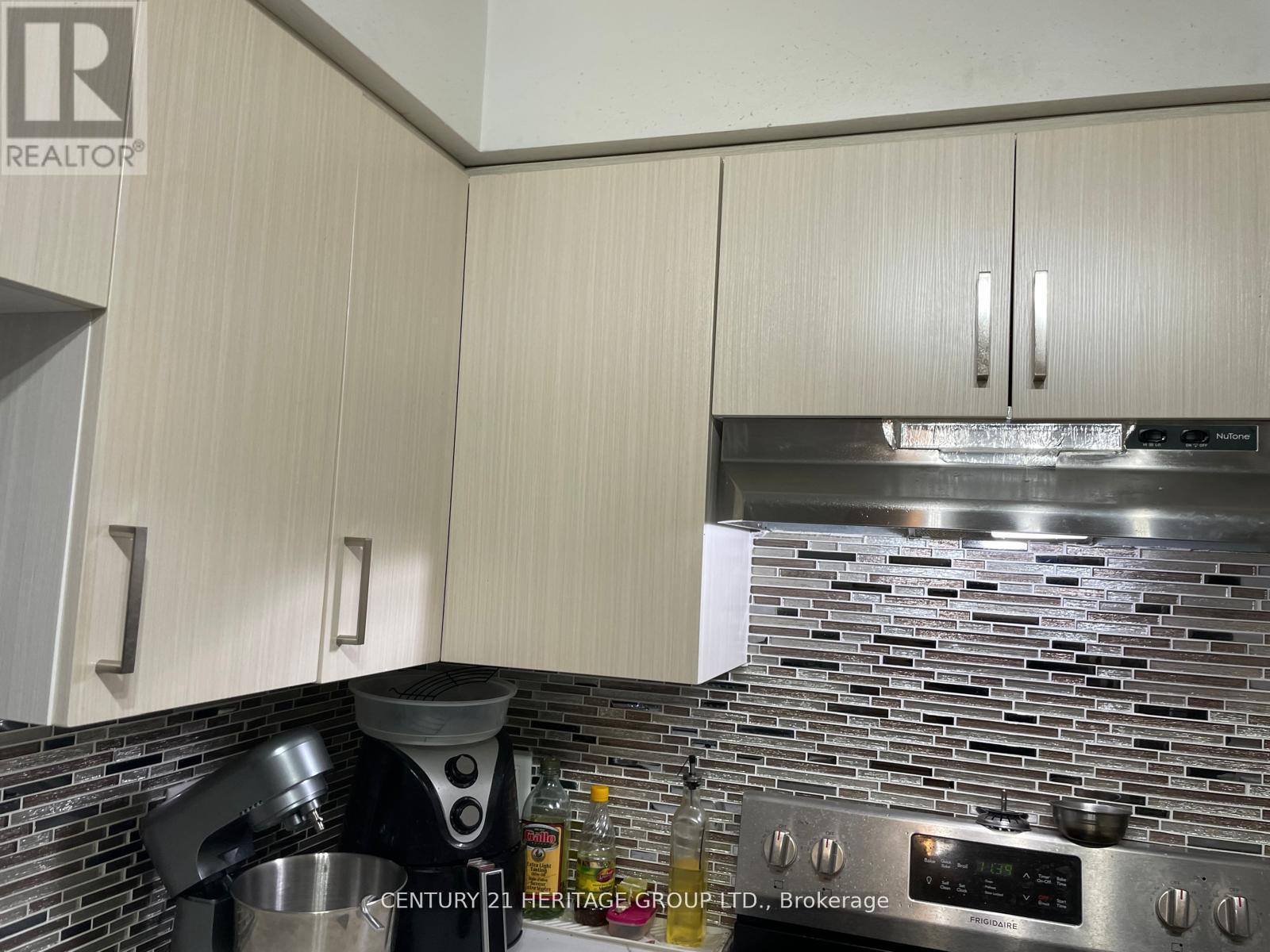 415 - 8 Mondeo Drive, Toronto, Ontario  M1P 5C7 - Photo 33 - E13105850