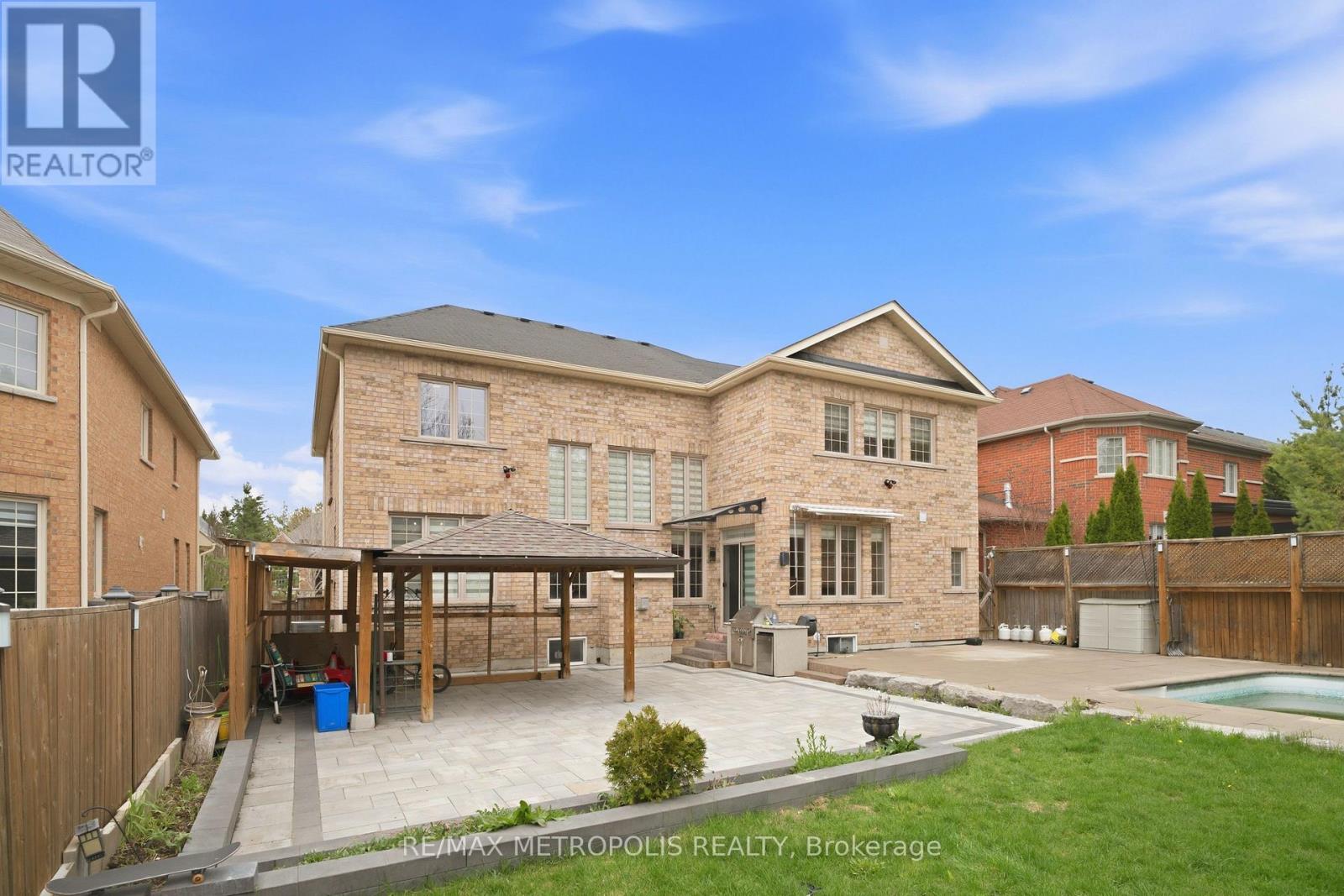 1069 NELLIE LITTLE CRESCENT, Newmarket, Ontario