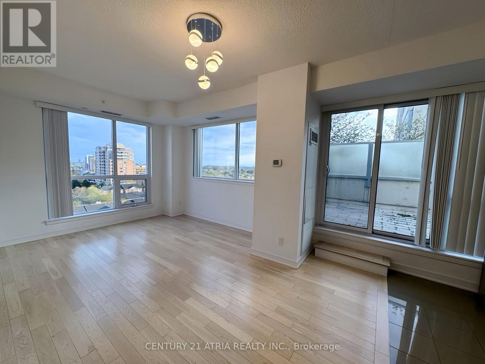 903se - 9199 Yonge Street Se, Richmond Hill (Langstaff), Ontario  L4C 1H7 - Photo 5 - N13105776