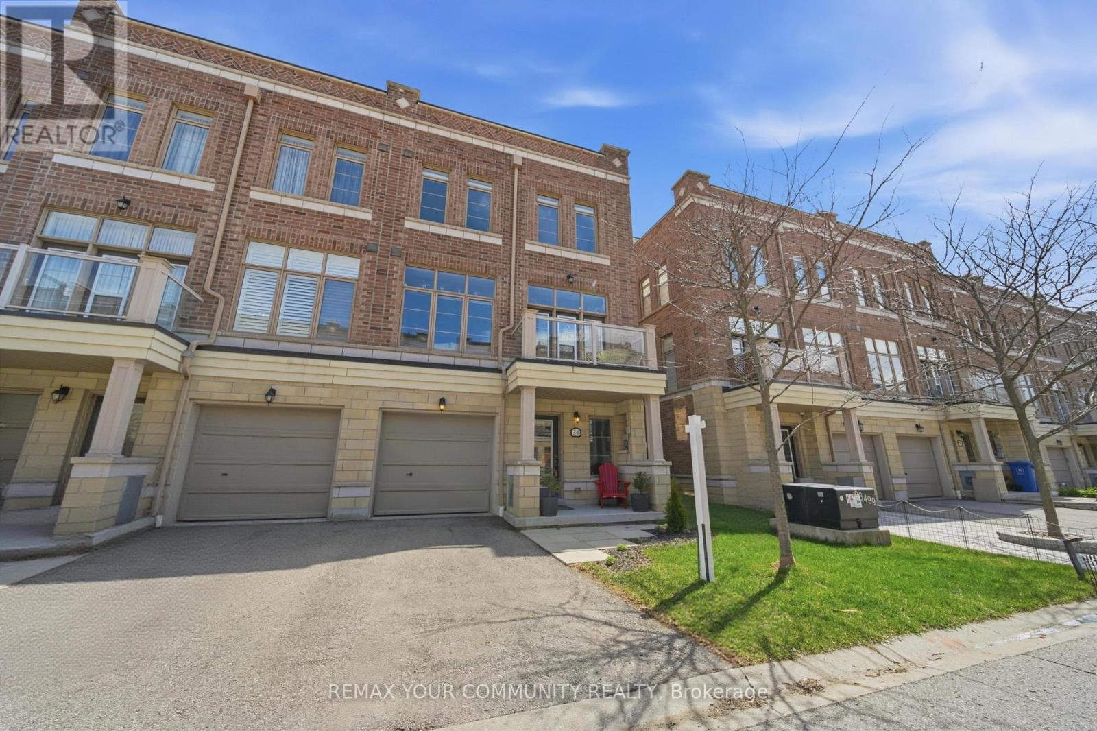 34 Arborea Lane, Whitchurch-Stouffville, Ontario  L4A 1X1 - Photo 2 - N13105778