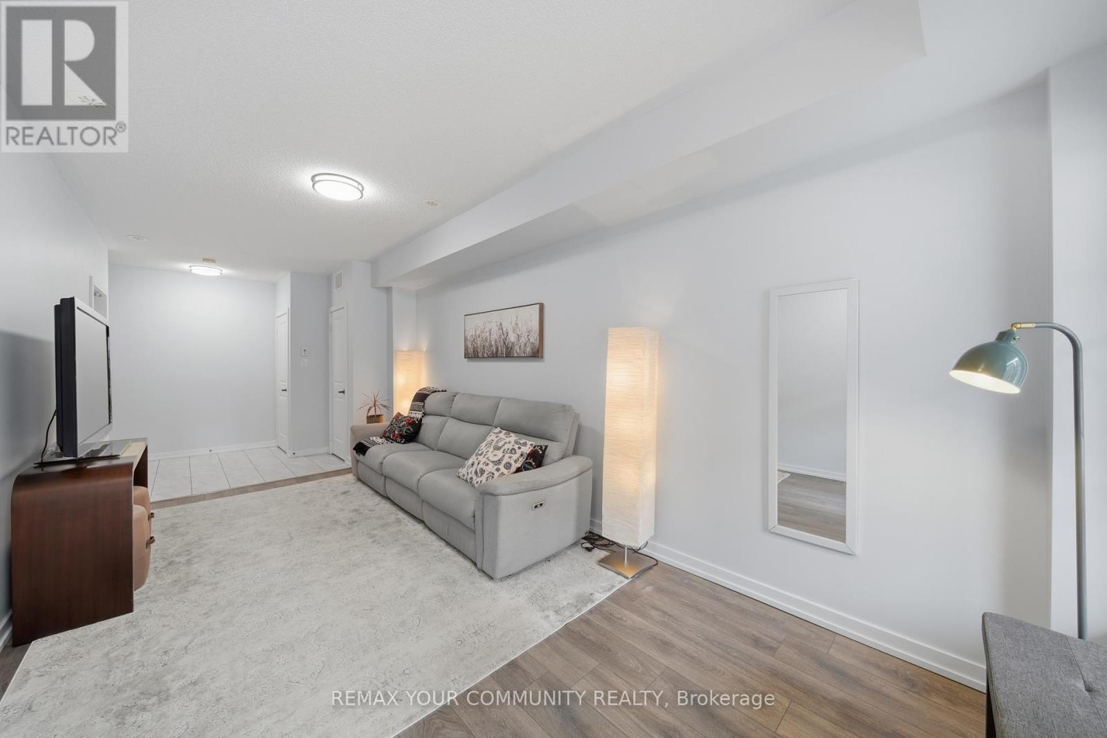 34 Arborea Lane, Whitchurch-Stouffville, Ontario  L4A 1X1 - Photo 5 - N13105778