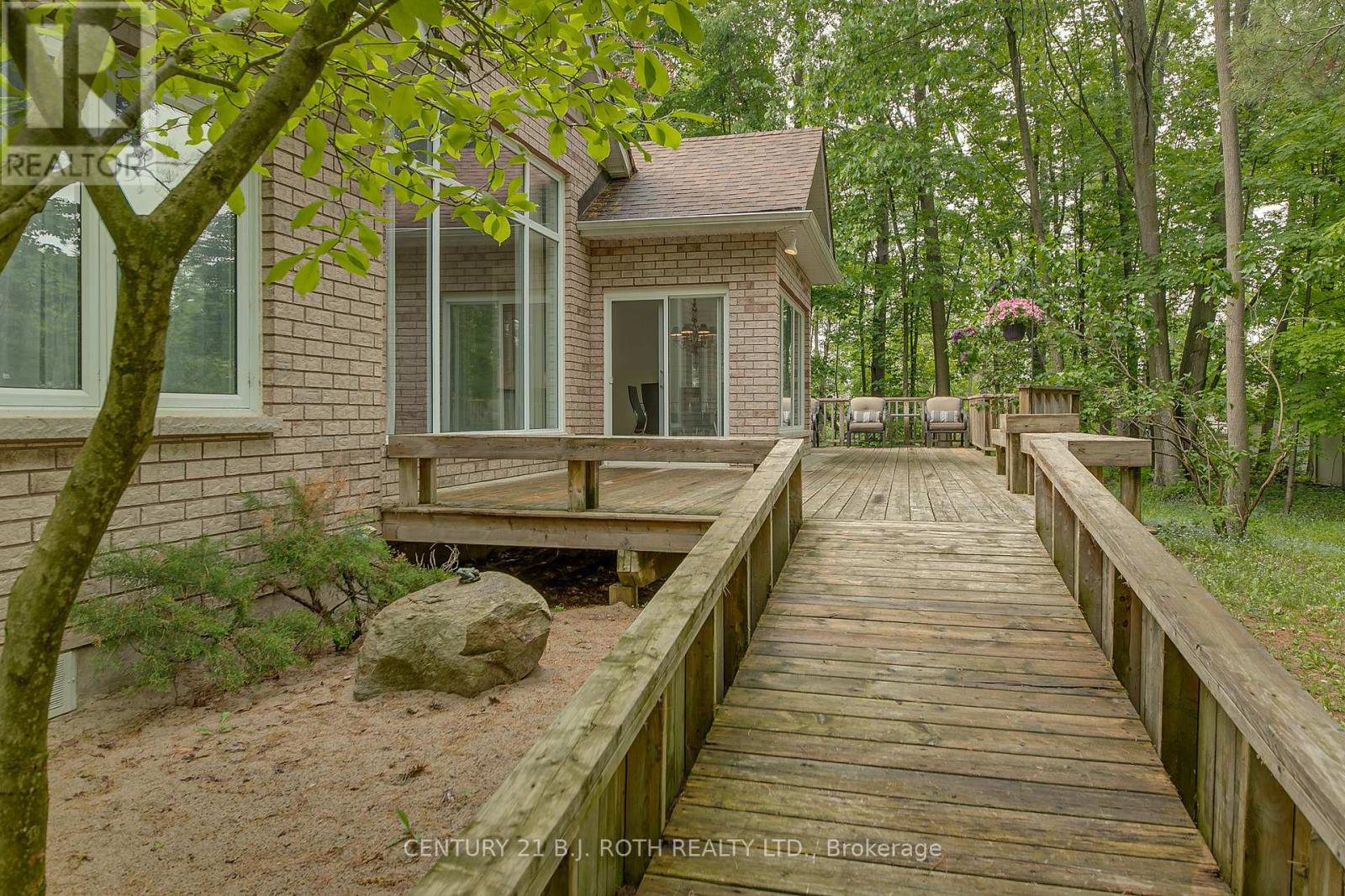 3925 Algoma Avenue, Innisfil, Ontario  L9S 2M4 - Photo 11 - N13105836