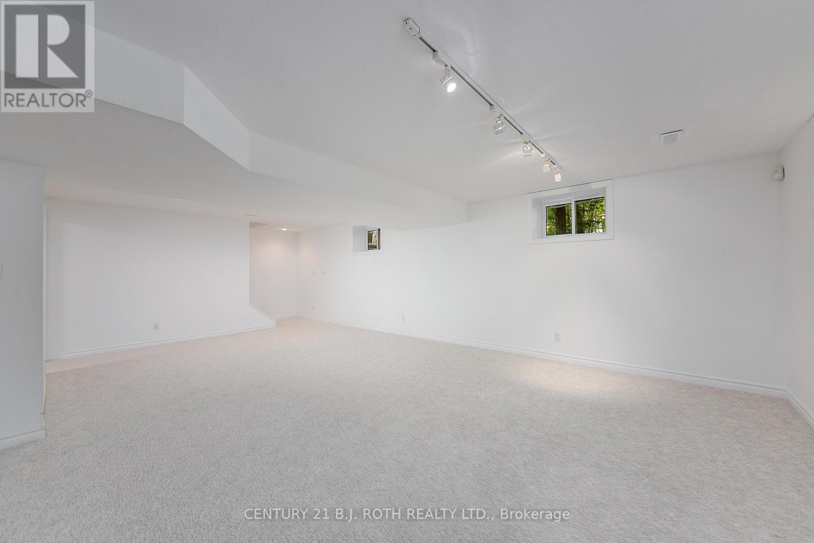 3925 Algoma Avenue, Innisfil, Ontario  L9S 2M4 - Photo 32 - N13105836